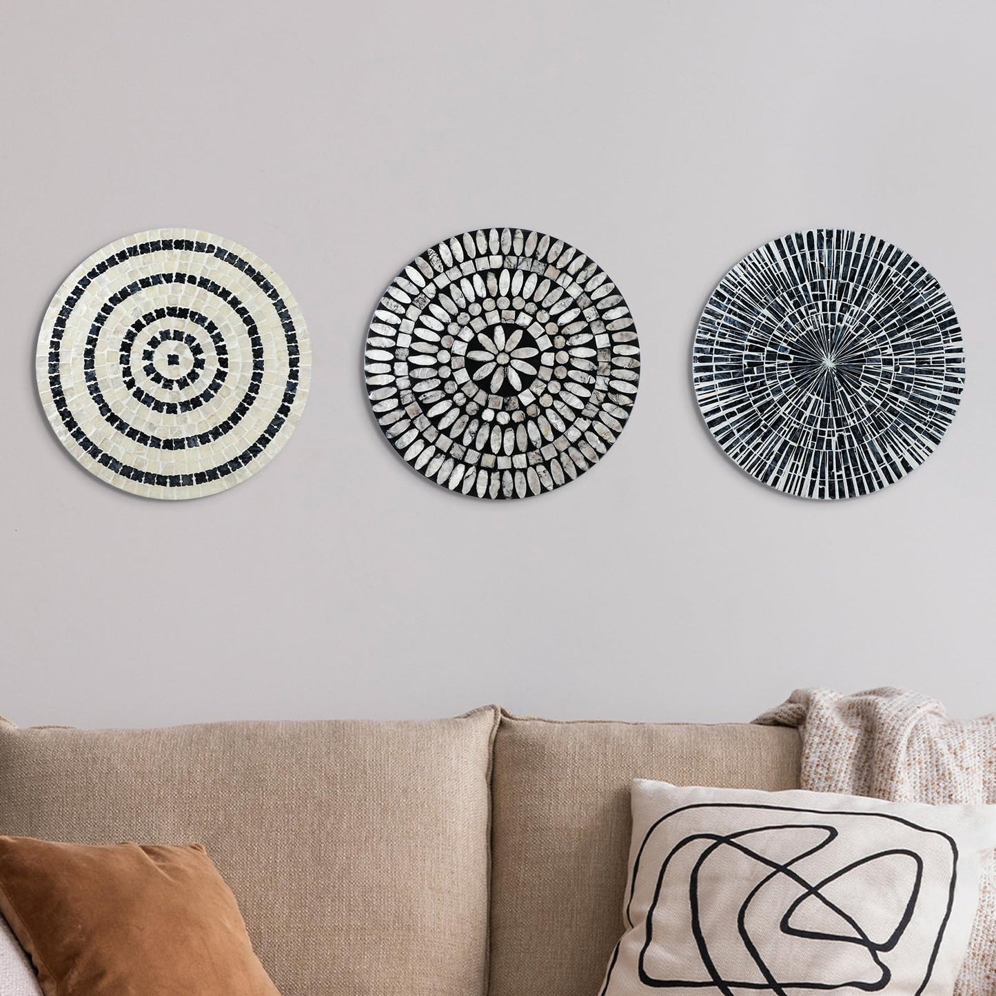 Tioncy 3 Pcs 3 Pcs 11.8 Inches Mother of Pearl Shell Plate Coastal Wall Art Mosaic Wall Sculpture Shell Handmade Hanging Plates Arts for Halloween Christmas Bedroom Bathroom Home Office Hotel(Black)