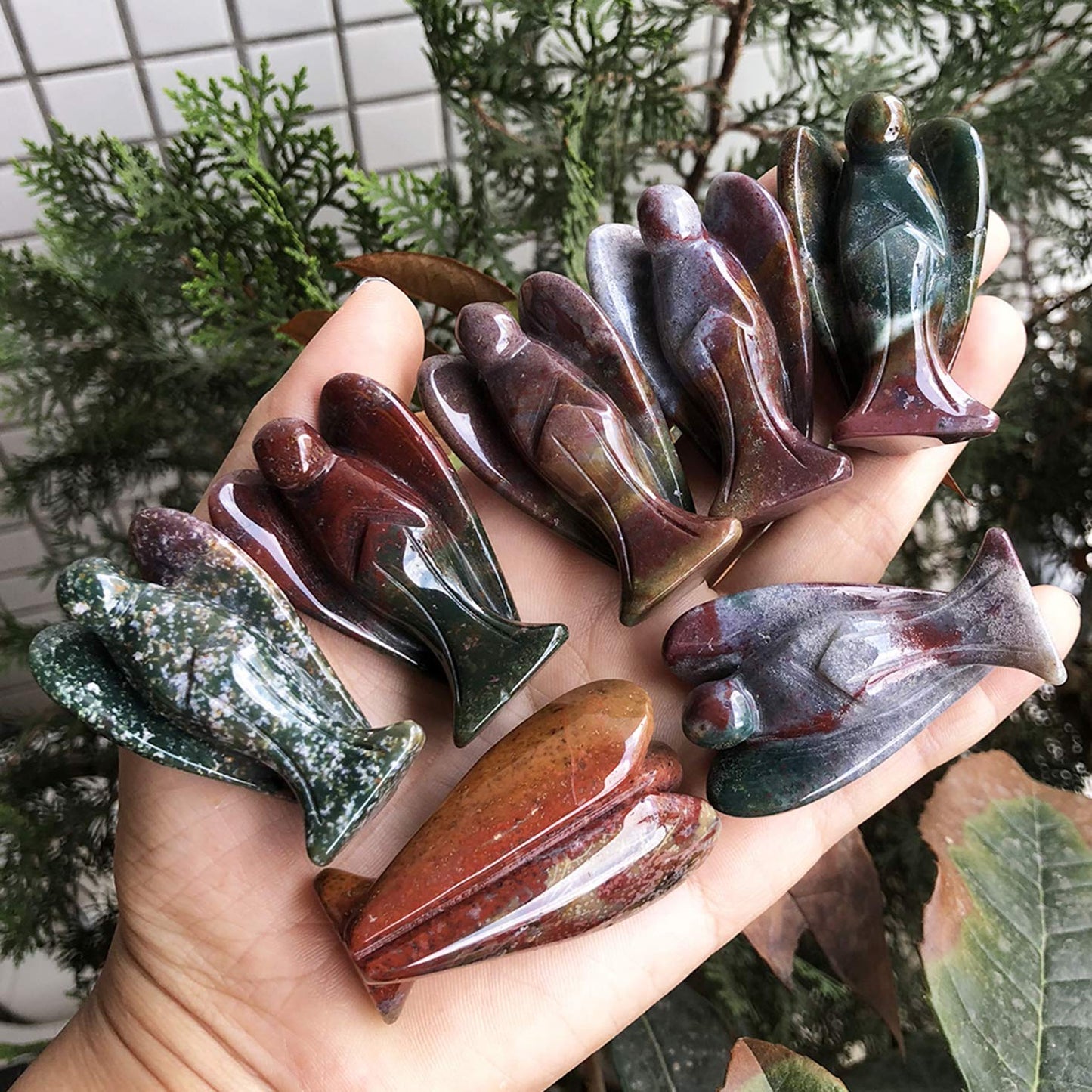 favoramulet 2 Inches Indian Agate Crystal Pray Guardian Angel Statue, Carved Healing Peace Angel with Wing Figurine Pocket Stone