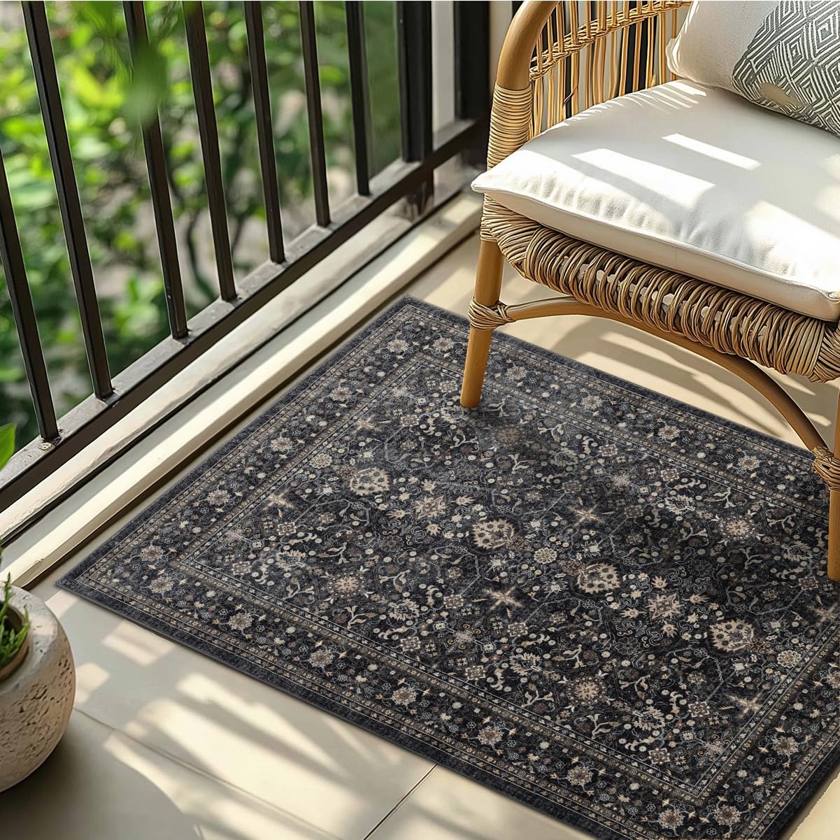 Ruaruarug Area Rug Non Slip Machine Washable Ultra Soft Living Room/Bedroom/Kitchen/Outdoor/Classroom Black Grey, 2'×3'