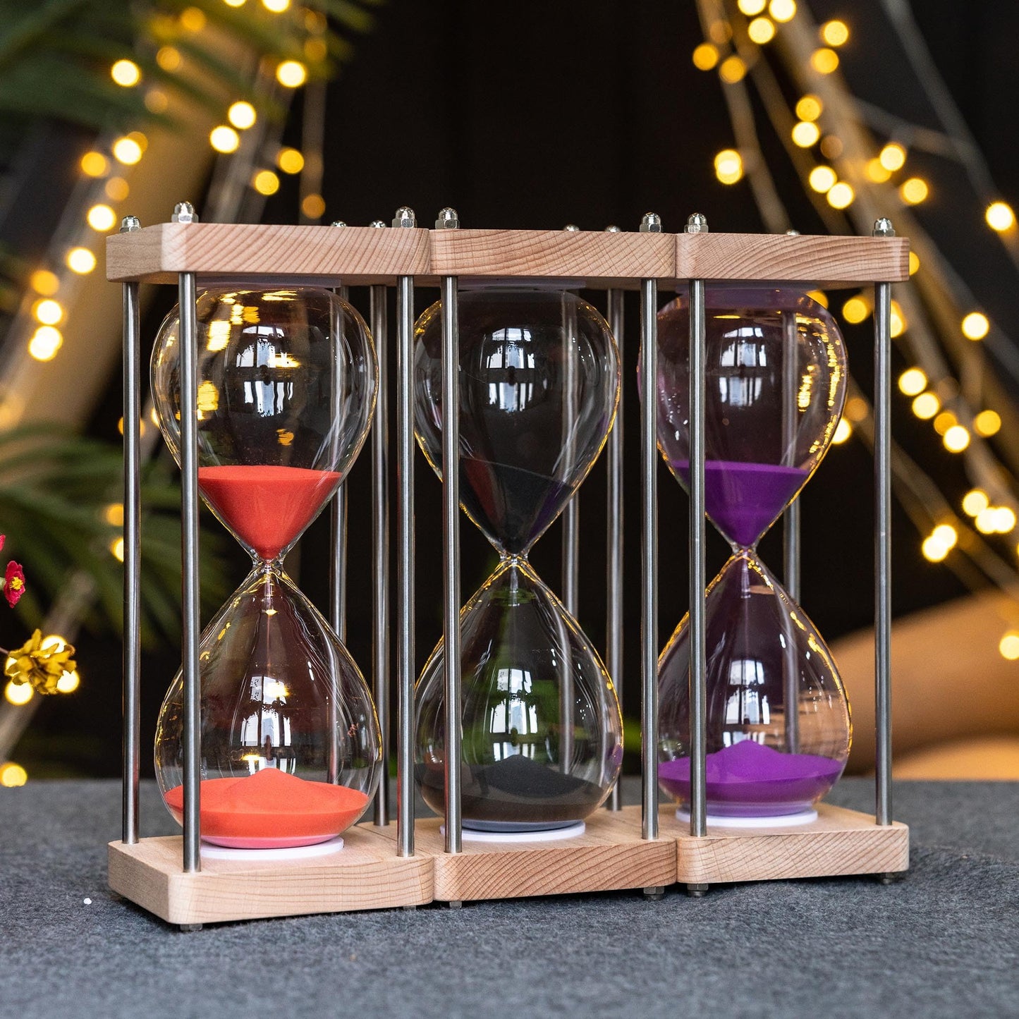 Large 60 Minute Hourglass, with Transparent Glass & Natural Oak Wood Base, Modern Minimalist Office Home Desktop Decor (Black)