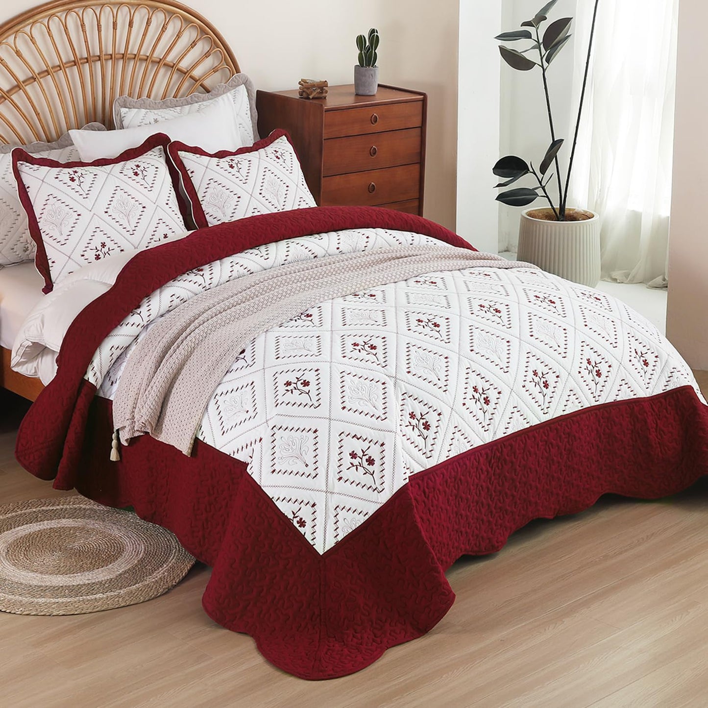 Cmfshape Floral Embroidery Quilt Set,3 Pieces Oversized King Quilt Bedding Set,Classic Diamond Pattern Quilts,Ultra Soft Lightweight Reversible Bedspread Coverlets for All Season(Burgundy,120"x120")