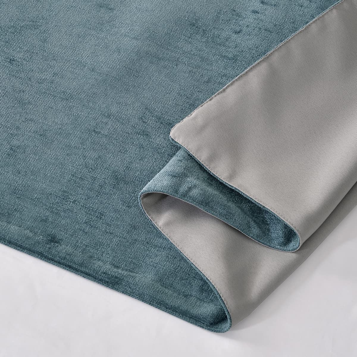 AMBERIS Bed Runner Blue, Chenille Soft No Fading Modern Bed Scarf (Pillowcases Sold Separately)