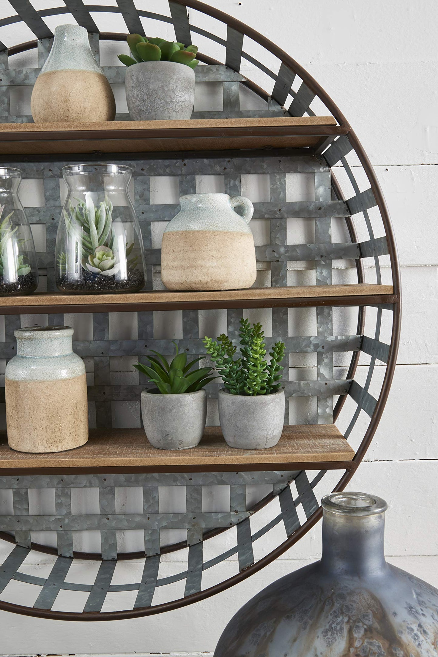 K&K Interiors 4.75 Inch Ceramic Pot with Light Cream Glaze on Top