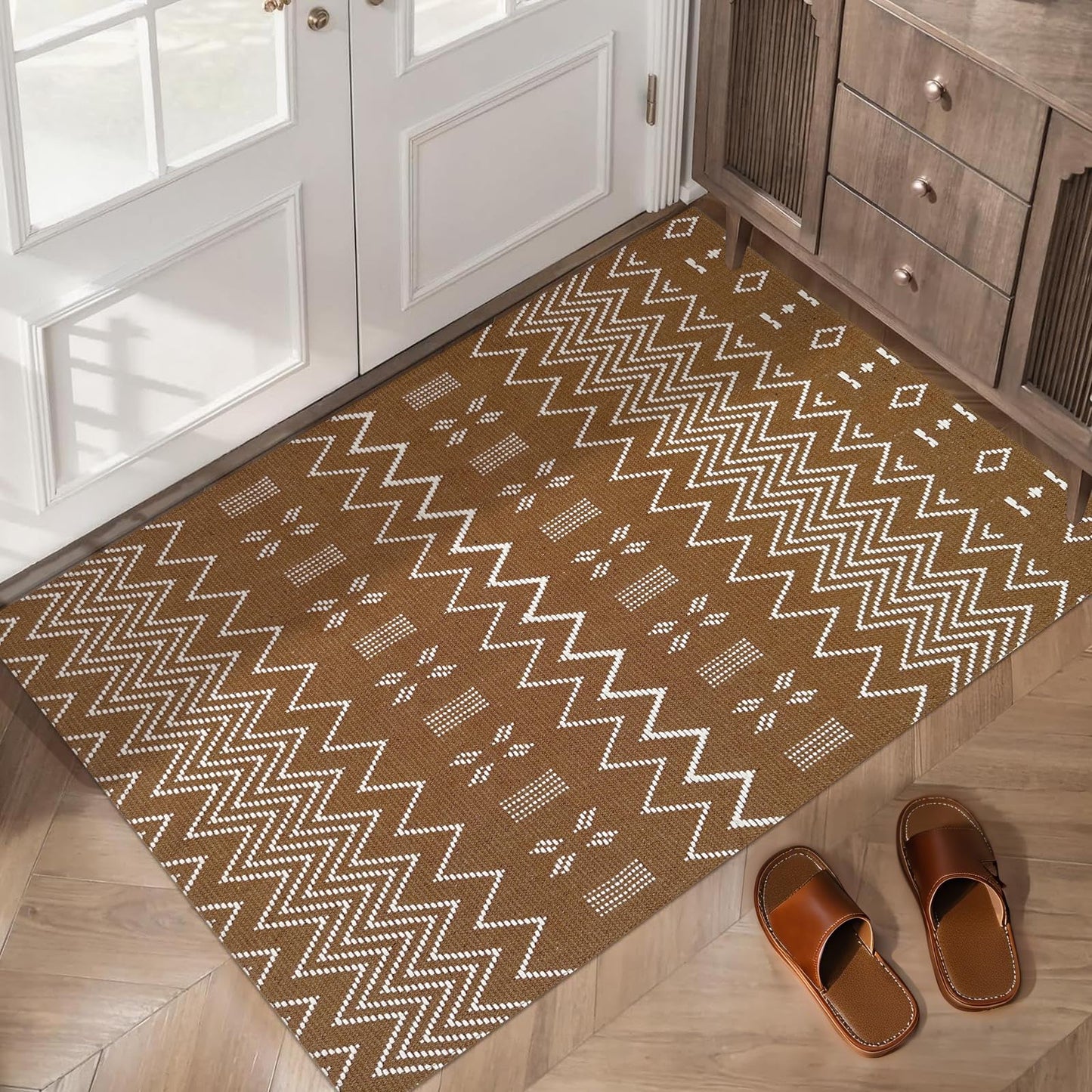 winolive Indoor Door Mat 2x3 Washable Rug,Braided Area Rug,Front Door Mat with Non Slip Rubber Backed,Cotton Doormat for Front Entryway Bathroom Kitchen Bedroom,Brown/White