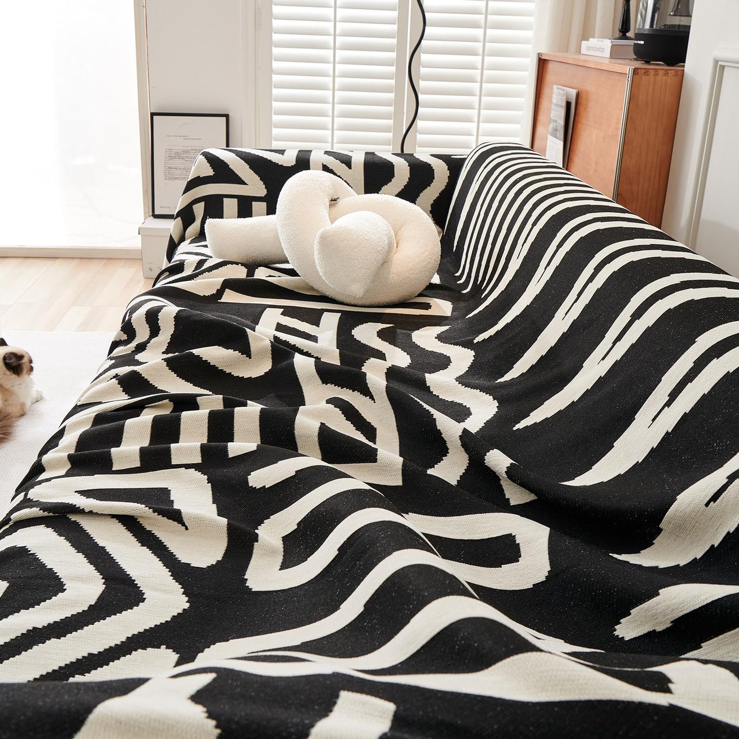 VClife Boho Couch Cover for Dog, Soft Cooling Sofa Cover for Sectional L Shape, Breathable Fabric Furniture Protector for Pet, Reversible White and Black Checkered Plaid Sofa Slip Cover Futon Cover