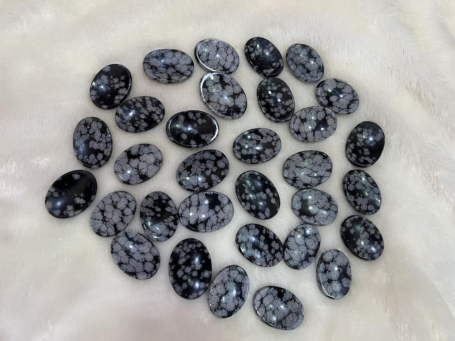 GEMSCITE Snowflake Obsidian Thumb Worry Stones Metaphysical Gemstone Crystal Healing Reiki Men Women Gift FENG Shui Positive Energy Love Wellness Palm Stones Wicca Powerful