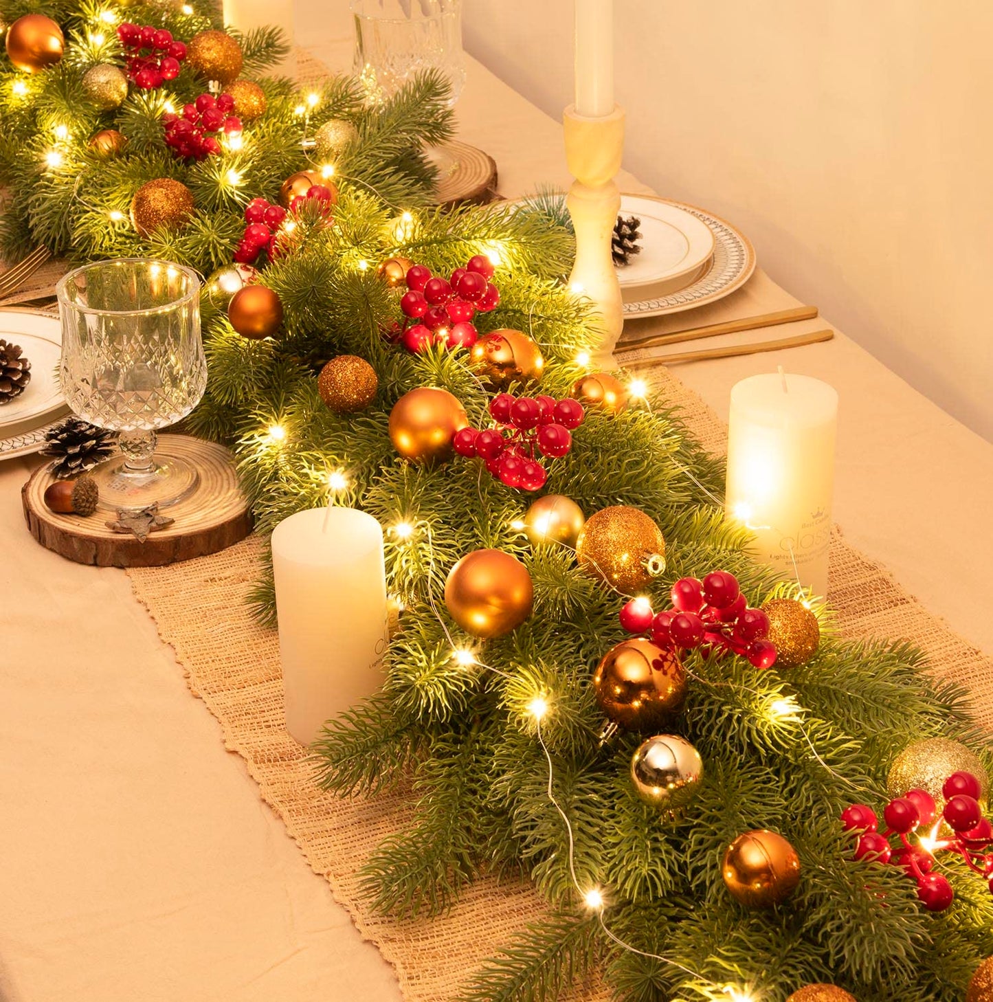 Fomlily Pine Garland Christmas Decoration, 6ft Christmas Greenery Garland Artificial Spruce Pine Needles for Holiday Mantel Fireplace Table Centerpiece Decor