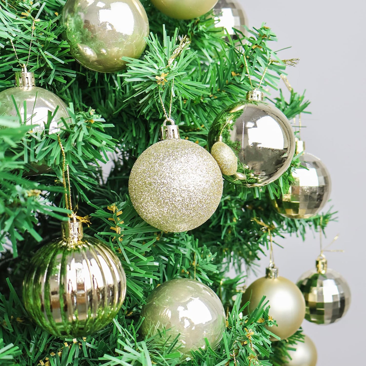 24ct Christmas Balls Ornaments, 2.36 Inch Christmas Tree Balls Ornaments, Decorative Baubles Decorations for Xmas Tree Decor Holiday Party, Champagne
