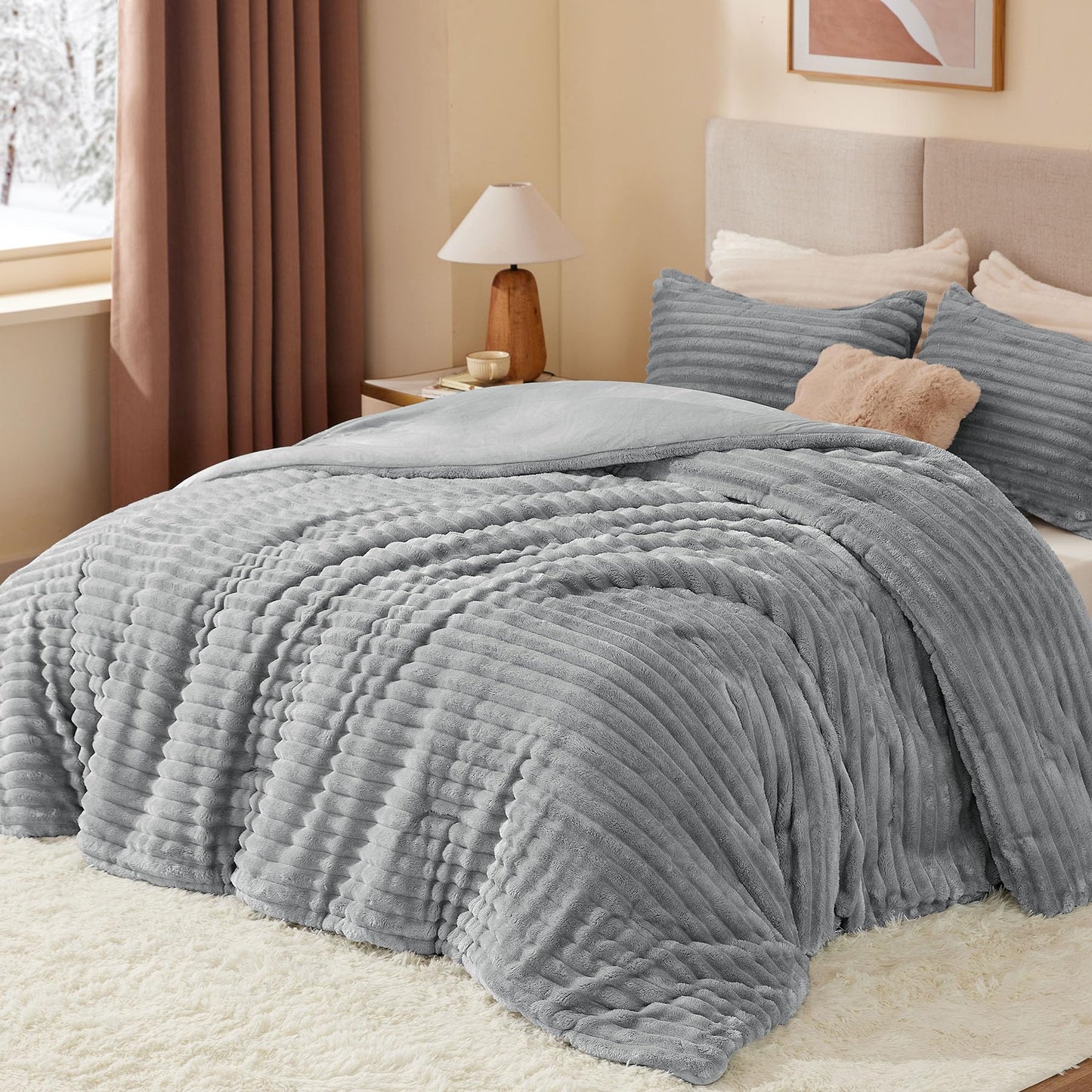 BEDELITE Fleece Queen Comforter Set -Super Soft & Warm Fluffy Light Grey Bedding, Luxury Fuzzy Heavy Bed Set for Winter with 2 Pillow Cases
