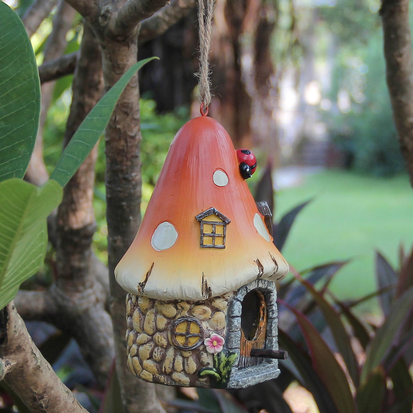 Bird Houses for Outside Hanging Birdhouses Outdoor Decor Unique Mushroom Bird House with Pole for Small Humming Bird Blue Wren Finches Bluebird Nesting Decorative Garden Decoration