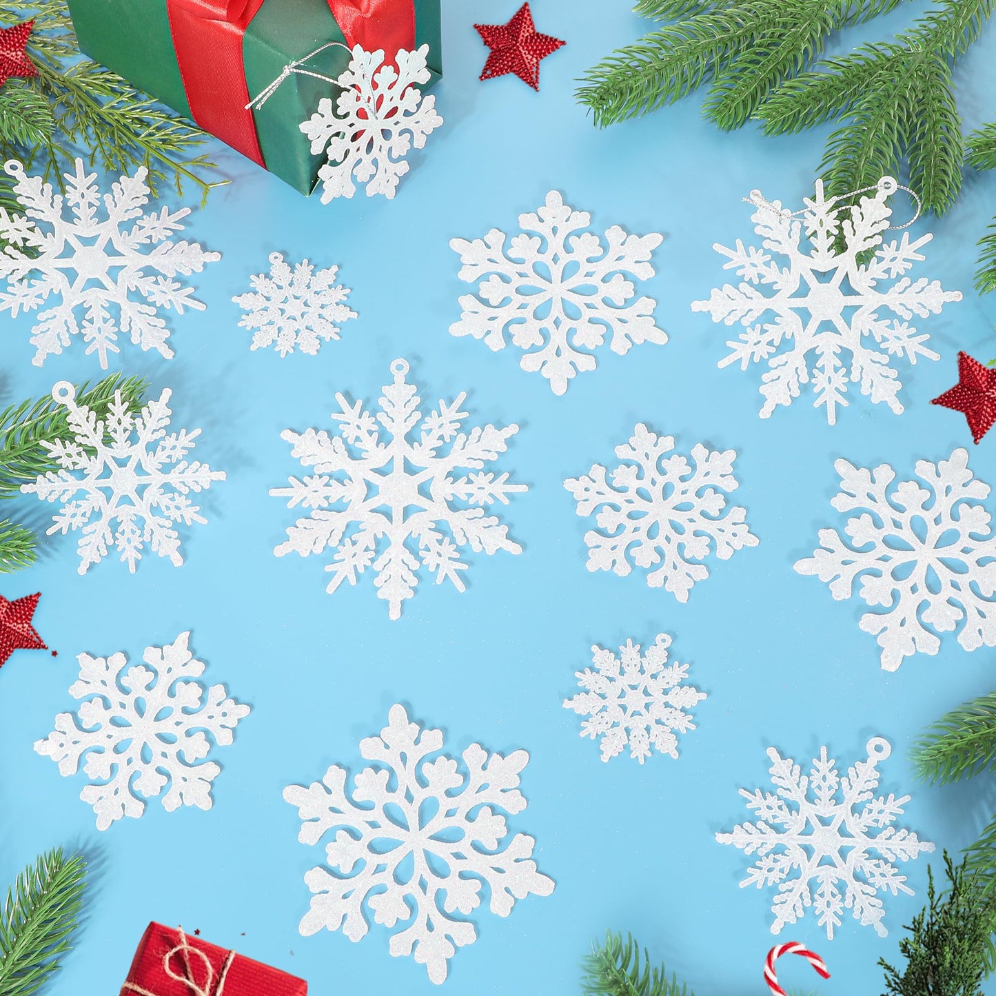 24PCS Snowflake Ornaments, Christmas White Snowflakes Tree Decorations, Plastic Glitter Snow Flakes Decorating Hanging, Xmas Tree Ornaments Indoor Ceiling Fireplace Winter Wonderland Decor