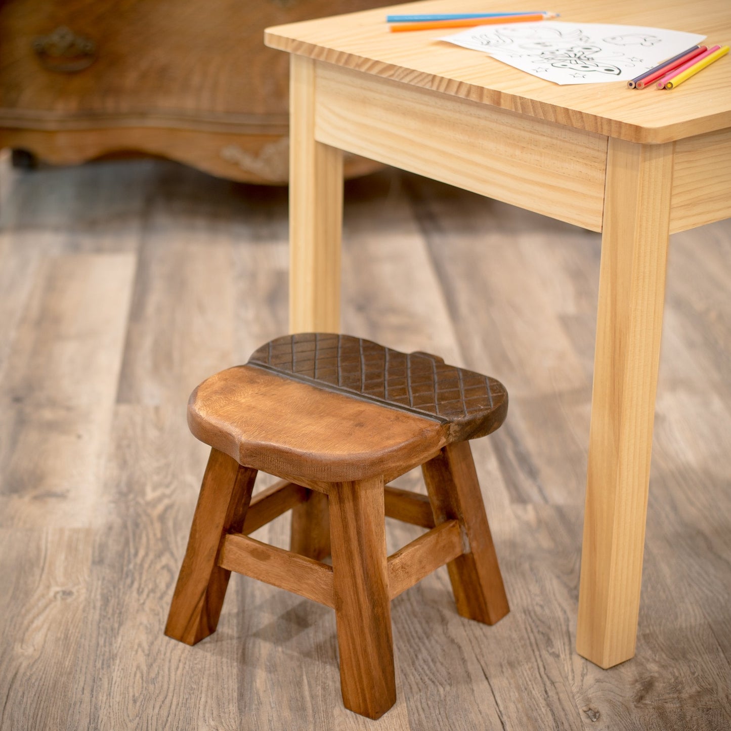 Sea Island Imports Acorn Design Hand Carved Acacia Hardwood Decorative Short Stool