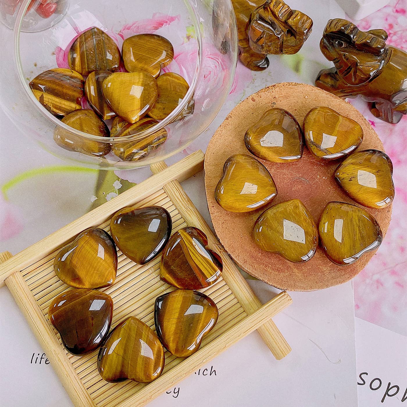 QINJIEJIE 20 PCS Natural Heart Healing Crystals Tigers Eye Polished Crystal Stones Mini Cute Pocket Palm Love Gemstones Set Bulk Wholesale Reiki Energy Balancing Valentine's Day Gift