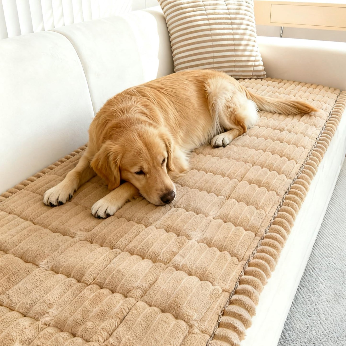 BPJKNIT Couch Covers for Sofa Brown Non Slip Dog Couch Cover,27.6" x 59.1" Washable Plush Sofa Covers for Dogs, Fuzzy Pet Couch Covers for 3 Cushion Couch, Soft Couch Protector for Any Sofa.