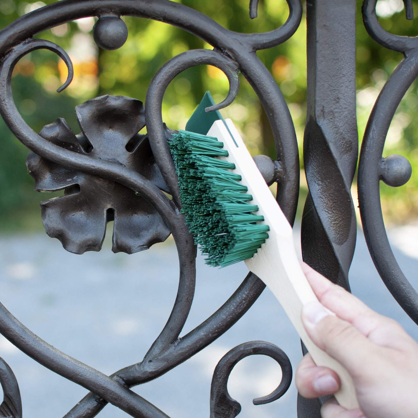 Heavy Duty Scrubbing Brush - Stiff Bristle Scraper, Wooden Handle, Universal Outdoor Cleaning Tool