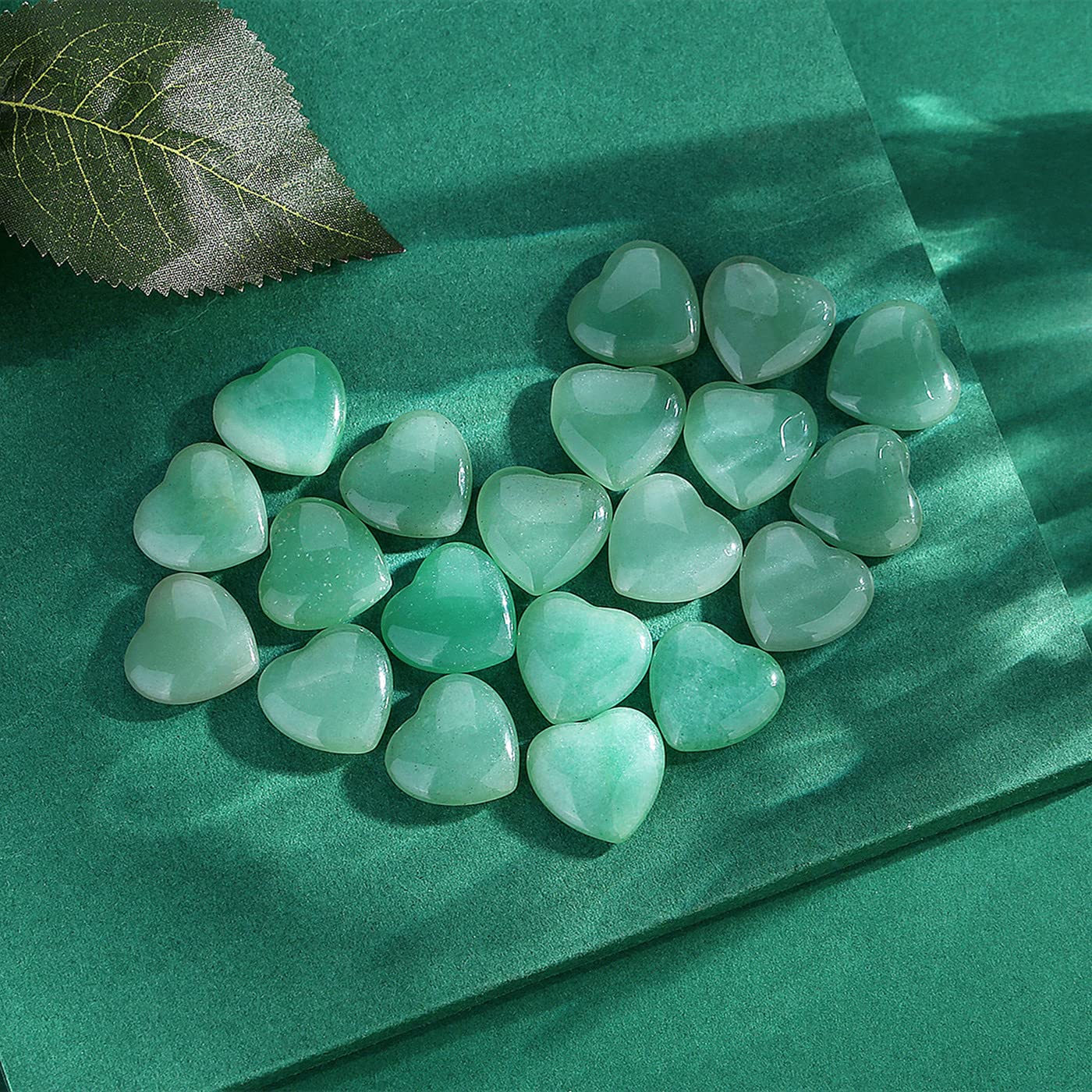 QINJIEJIE 20 PCS Green Aventurine Natural Heart Healing Crystals Polished Crystal Cute Mini Stones Pocket Palm Love Gemstones Set Bulk Wholesale Reiki Energy Balancing Meditation Valentine's Day Gift