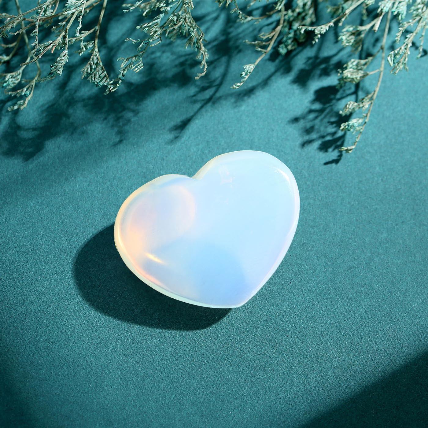 MAIBAOTA 45 mm Opalite Stones Heart Love Crystal Valentines Gifts for Herfriend Wife Opal Stone Reiki Crystal Gemstone Worry Stones for Anxiety