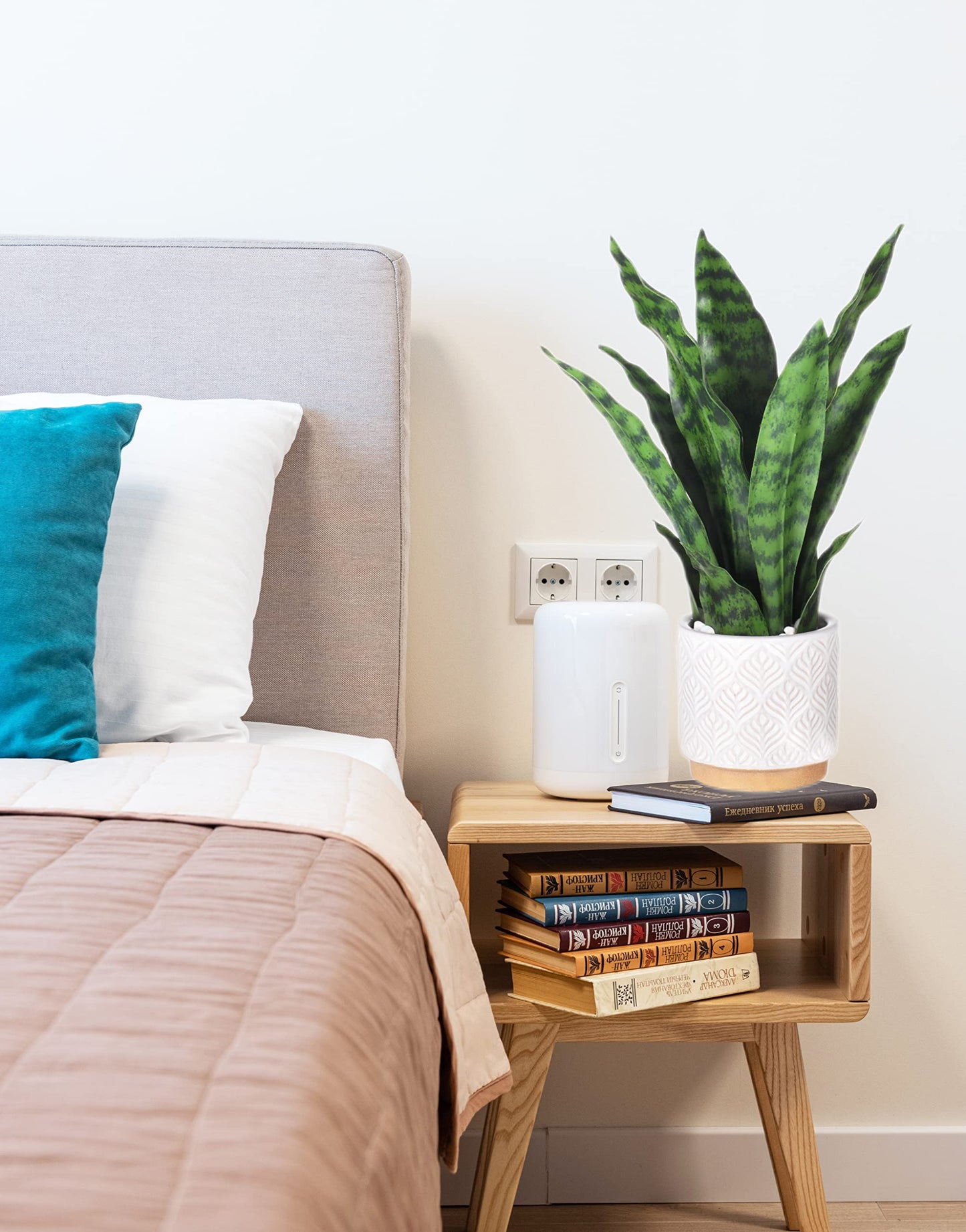 DUZYXI Artificial Snake Plants 16" with White Ceramic Pot Sansevieria Plant Fake Snake Plant Greenery Faux Plant in Pot for Home Office Living Room Housewarming Gifts Indoor Outdoor Decor-Green