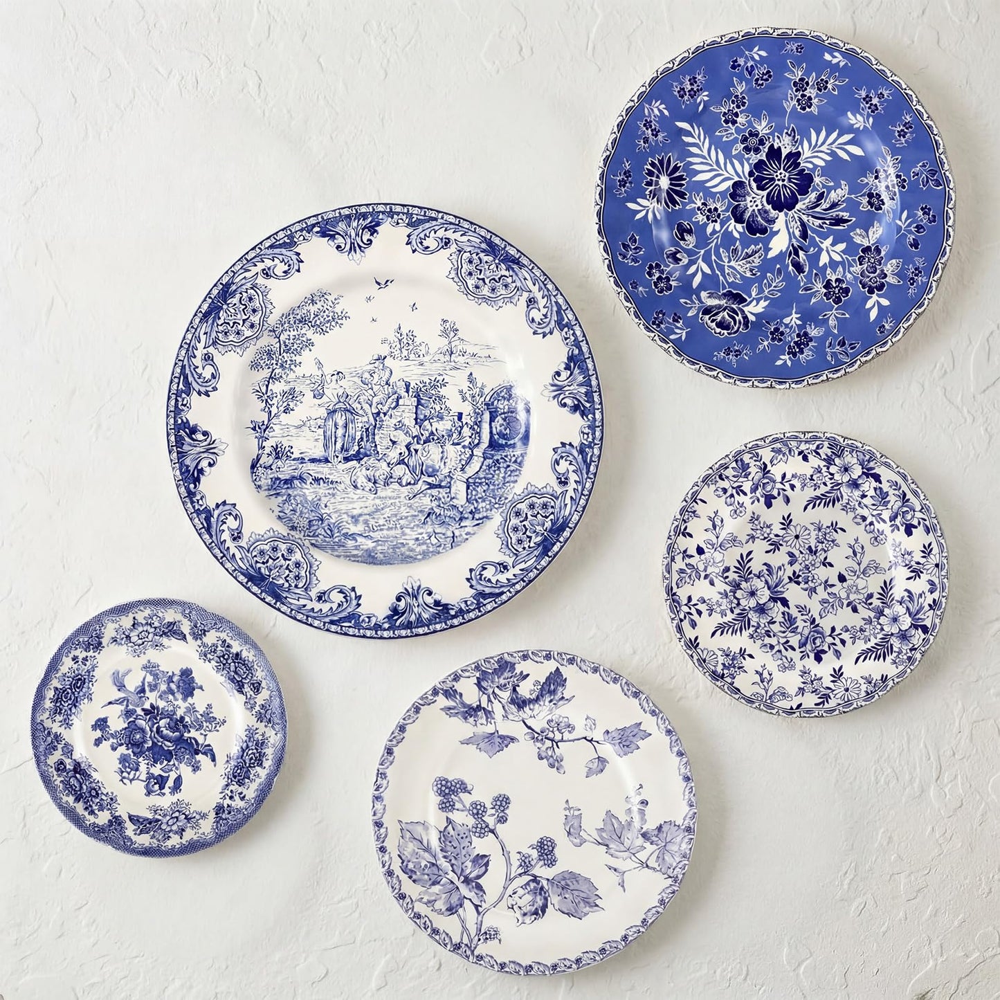 Yiyiring Holland Wall Sculpture Plates for Wall, Ceramic Vintage Blue and White Plates Set, Vintage Gifts, Display Home Bedroom Office Art Ornament(5 Pcs,Flowers)