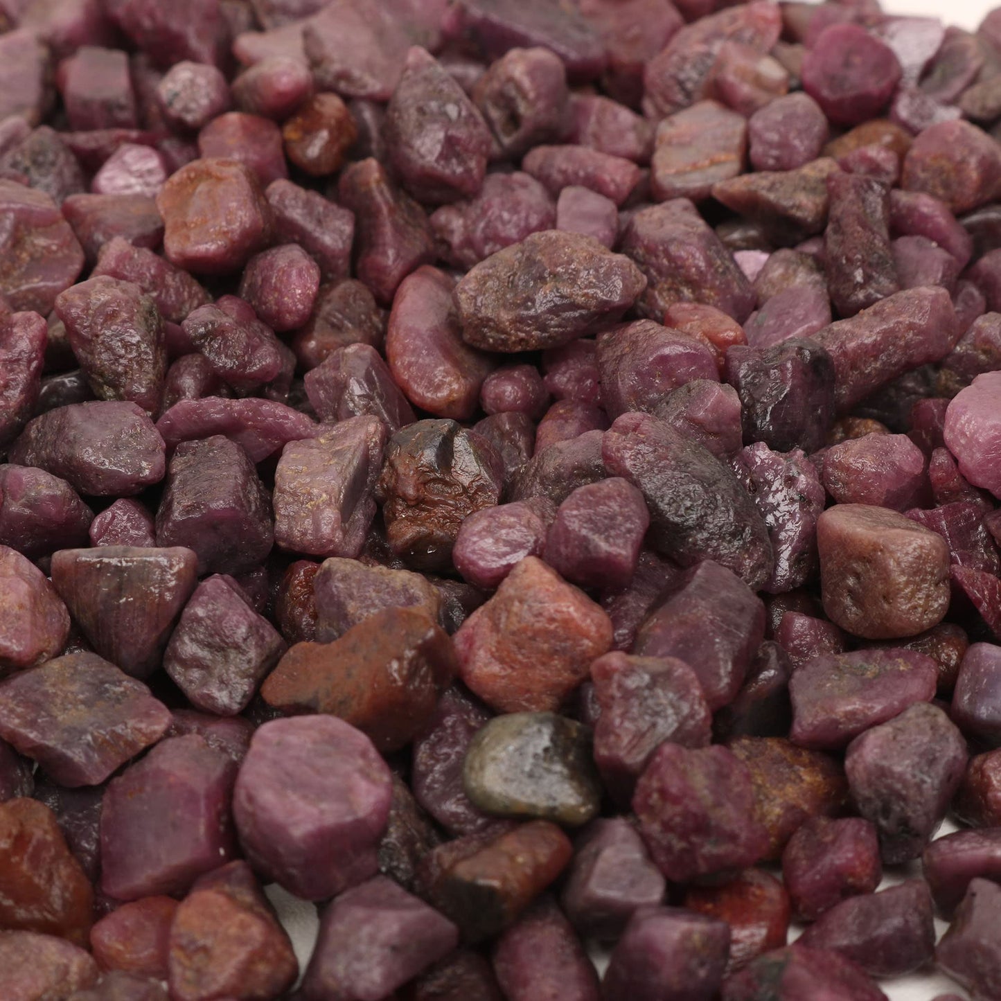 REAL-GEMS Natural Raw Healing Crystals Rough Stones for Tumbling, Cabbing, Polishing, Wire Wrapping, Wicca & Reiki Crystal Healing, Mix Gemstones,7 Chakra (Indian Star Ruby)