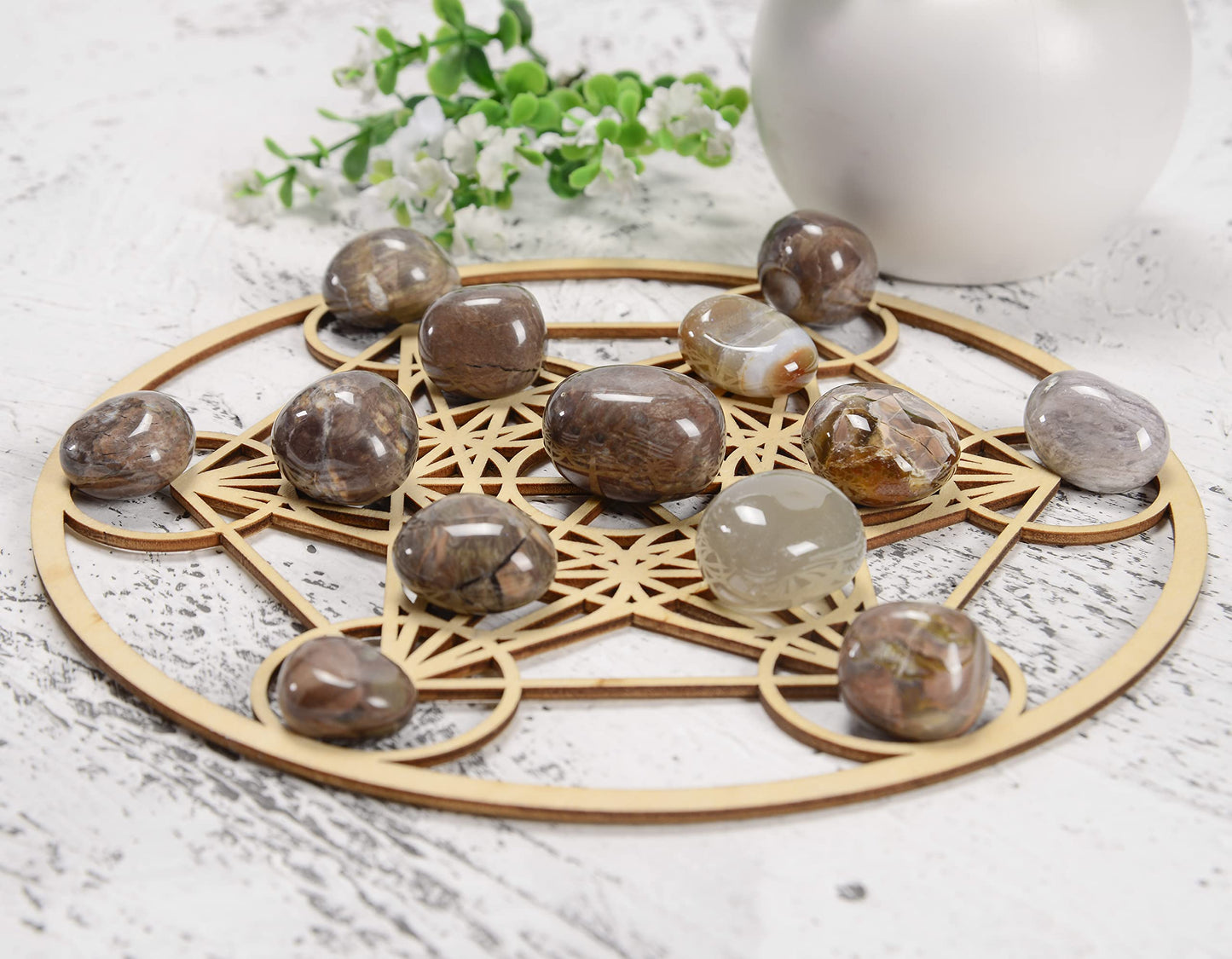 Crocon 1LB natural fire agate tumbled stones and Crystals bulk 2000+ Carats Natural Crystal Kit for Reiki Healing Crystals Polished Tumble Stones Chakra Reiki Balancing Gift Home Decor DIY craft