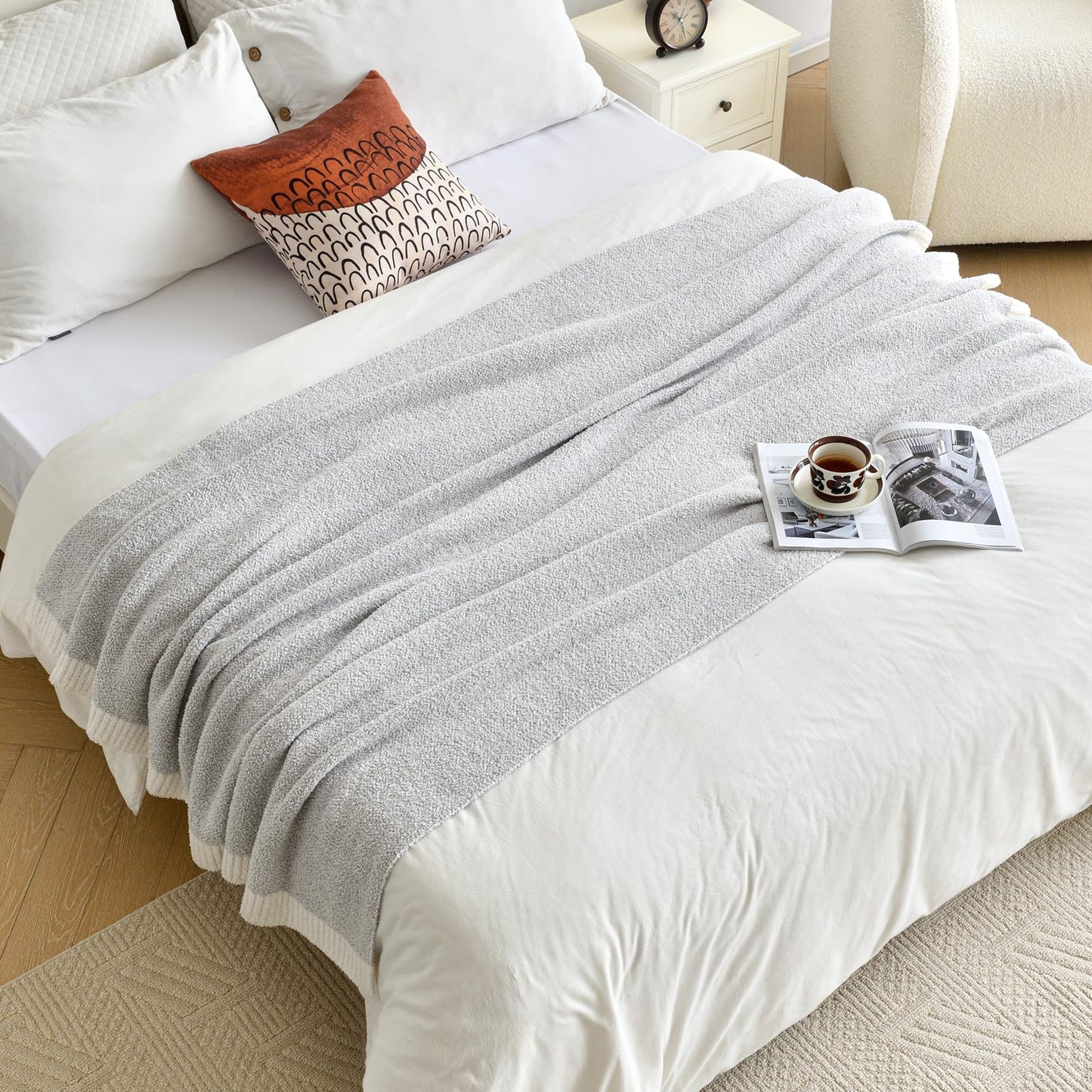 Chunky Knit Boucle Throw Blanket, Soft Washable Coastal Blanket for Bed Couch, Lightweight Cozy Oversized Feather Knit Blanket Indoor Outdoor for Sofa (Grey, Throw 50"x60")