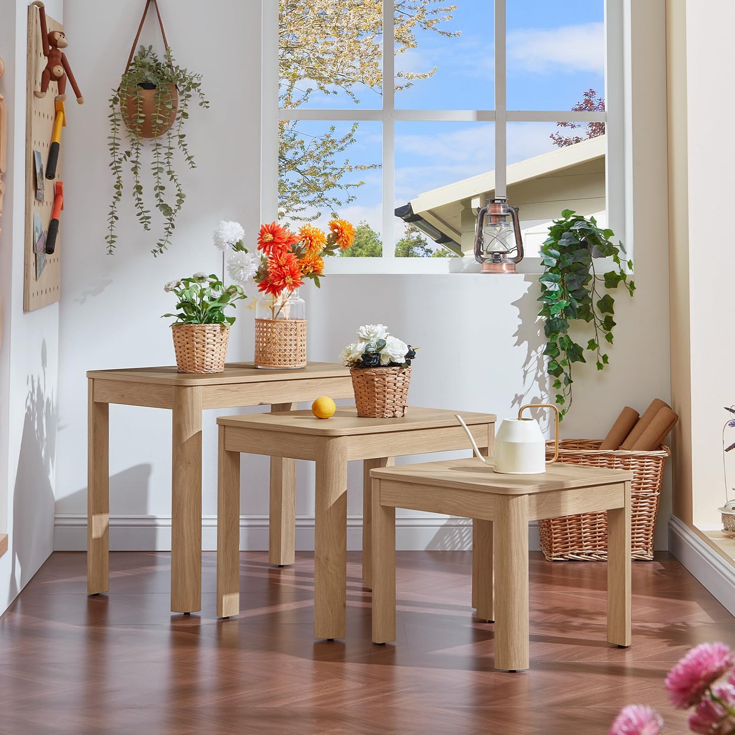 Joaxswe Farmhouse Nesting Tables Set of 3, Living Room Table Set with Rounded Corners & 4 Thickened Table Legs, Natural Wood