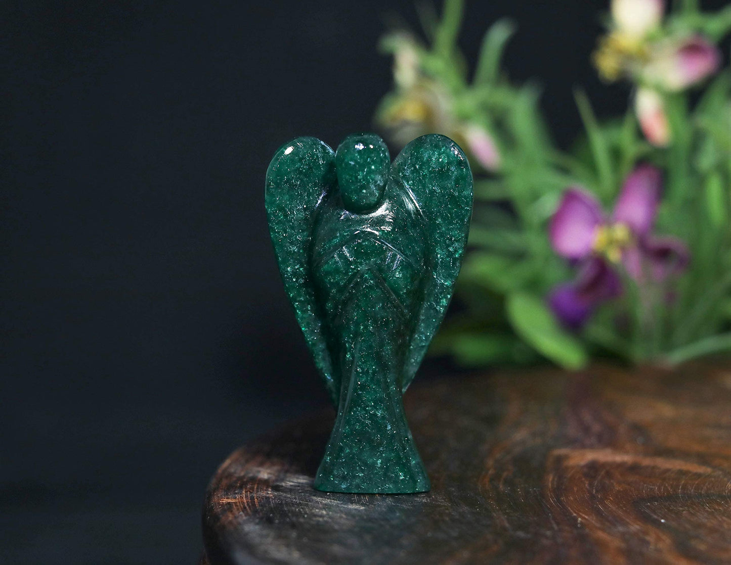 Green Aventurine Gemstone Guardian Angel Healing Crystal, Hand Carved Pocket Angel Figurine - Handmade Mini Statue for Love, Peace & Healing, Crystals for Positive Energy, Natural Gemstone Figurine