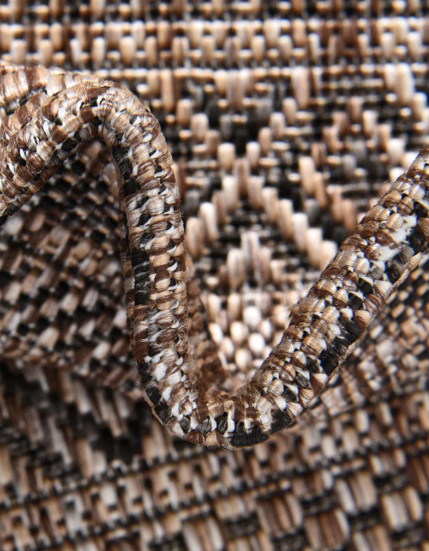 Unique Loom Outdoor Striped Collection Area Rug - Maia (6' 1" x 9' Rectangle, Natural/Black)