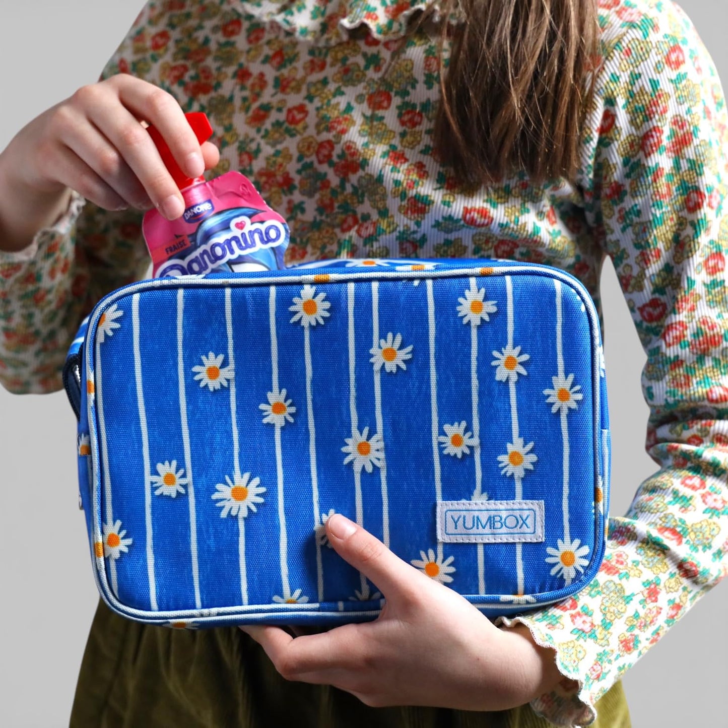 Yumbox Chill Snack Bags with 2 Removable Gel Ice Packs, Flexible Cooling, Insulated Lunch Bag, Wipe Clean fabric, Lined, Zipper Closure, Buckle Strap, Daisy Print