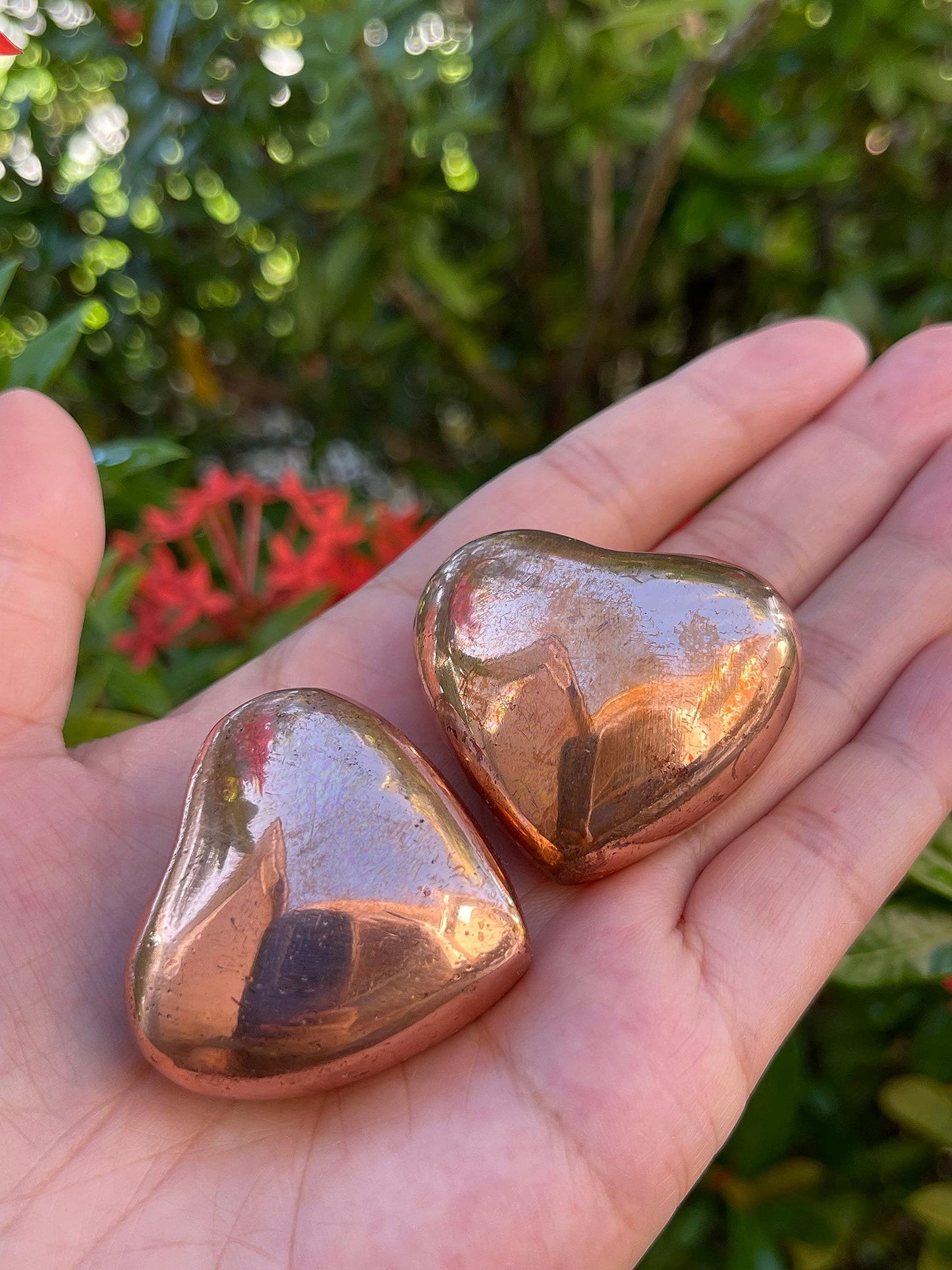 GAF TREASURES Copper Gemstone Hearts, Polished Copper Puffy Hearts, Copper Crystal Palm Stone, Copper Healing Crystal Hearts (1 Heart