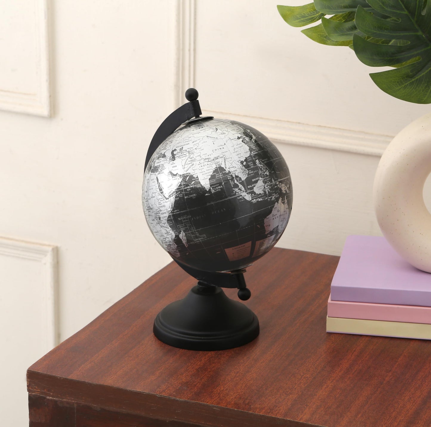 Rely+ 5" World Globe With Sturdy Metal Stand (NOT PLASTIC!) - Desktop Globes For Home Desk Table Office Decor - Book Shelf Decor Globe - 5 Inch - Metallic Black