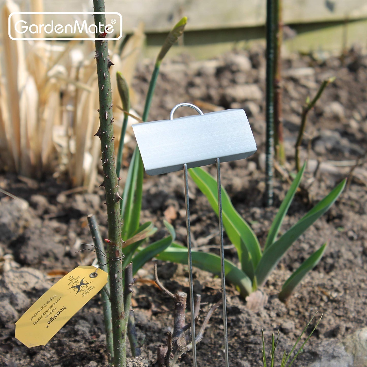 GardenMate 50-Pack Weatherproof Large Zinc Metal Plant Labels, Height 11.5", Label Area 3 1/2 x 1 1/4"