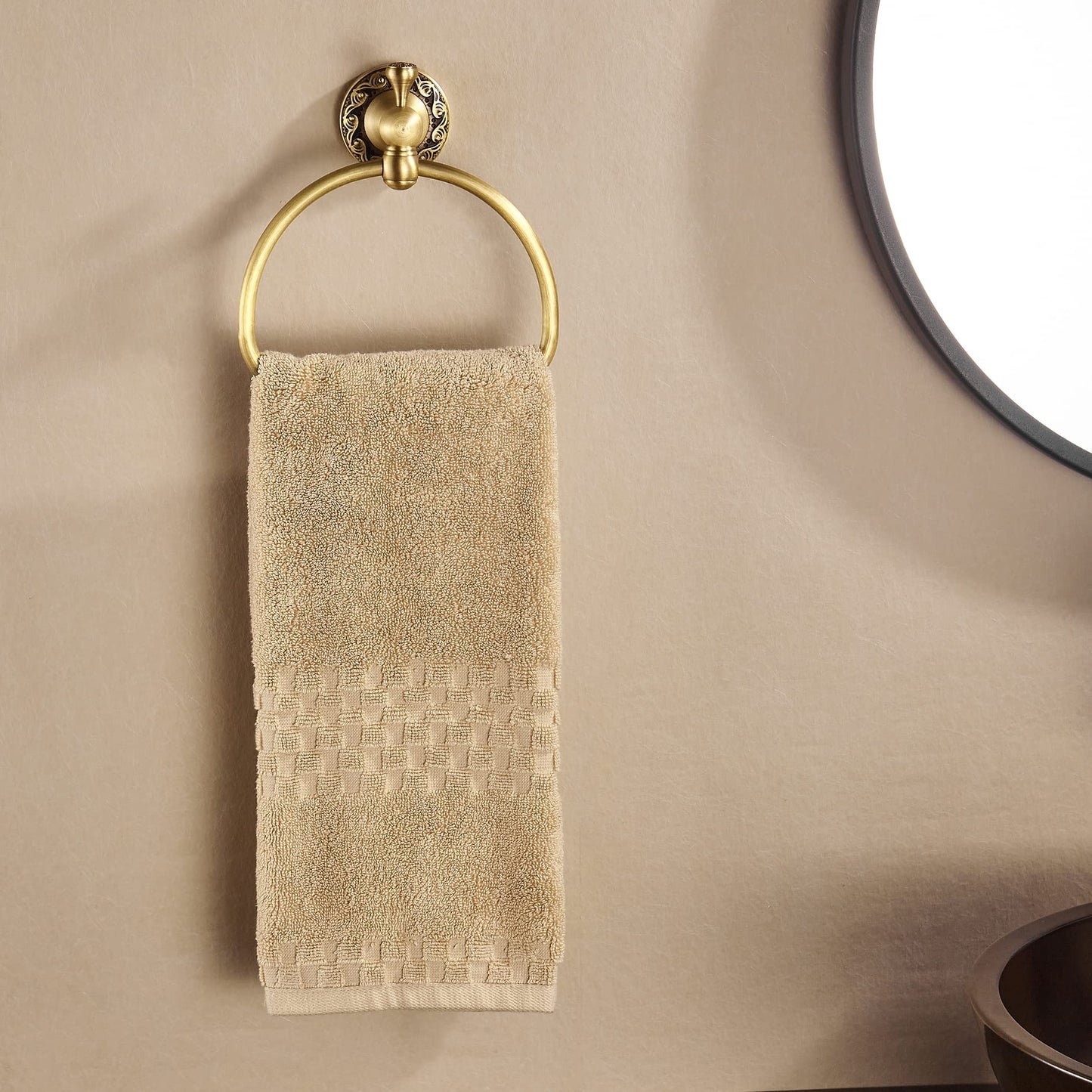 WOLIBEER Brass Towel Ring,Antique Hand Towel Holder, Bathroom Hand Towel Rack Hanger Wall Mounted Retro Kitchen Accessories