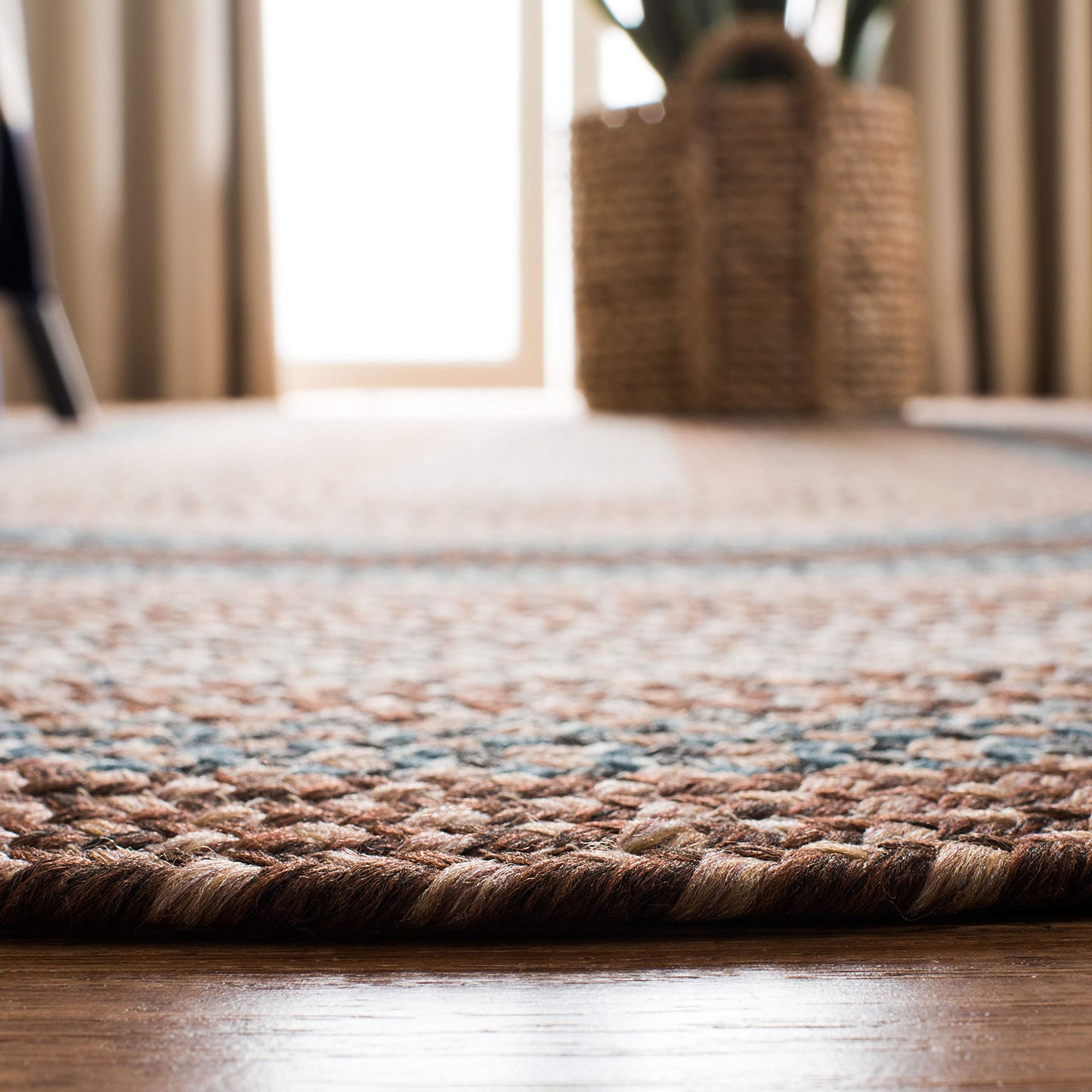 SAFAVIEH Washable Rug Outdoor Braided Collection - 2' x 3', Brown & Multi, Handmade & Reversible, Non-Shedding & Easy to Clean, Ideal for Entryway, Patio, Kitchen, Mudroom, Front Door (BRD313A)