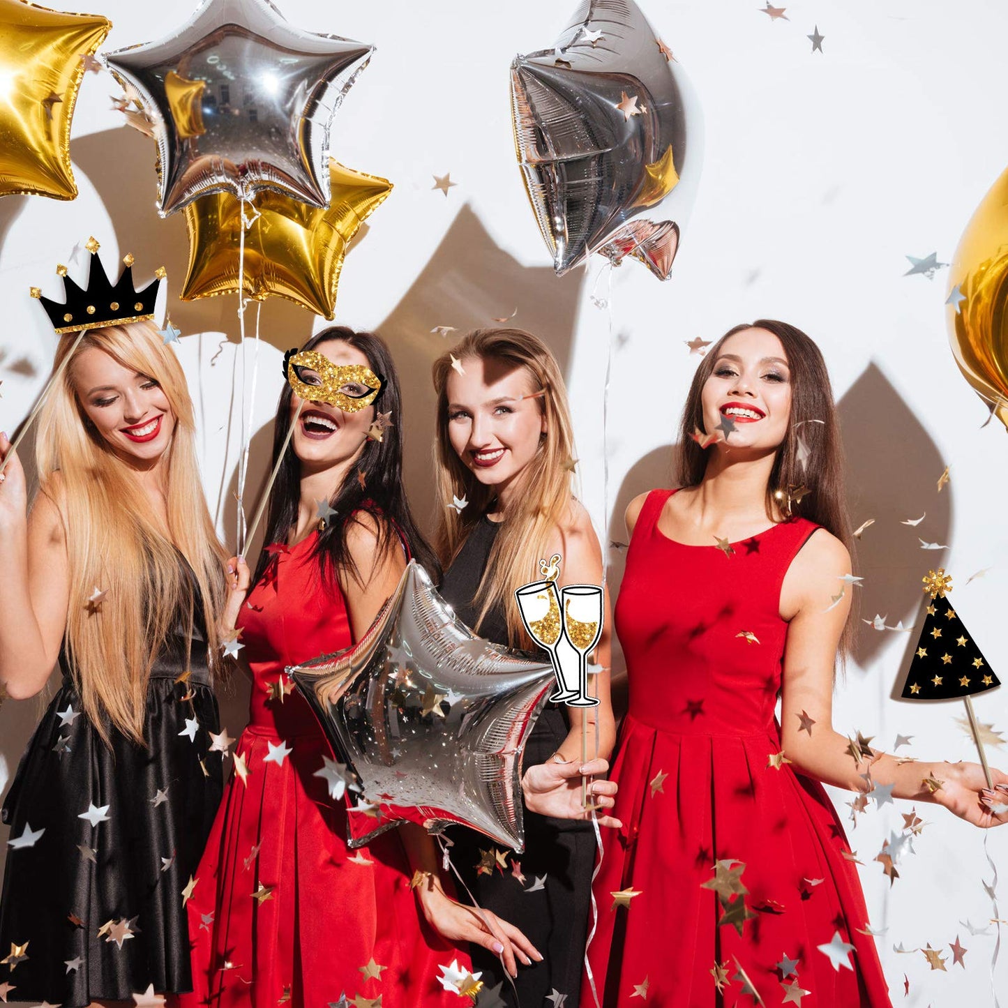 Zonon 24 Pcs Funny Photo Booth Props Class of 2026 Graduation Birthday Wedding Family Class Reunion Prom Disco Party Celebration Decoration Supplies Mix of Hats, Lipstick, Tie(Golden)