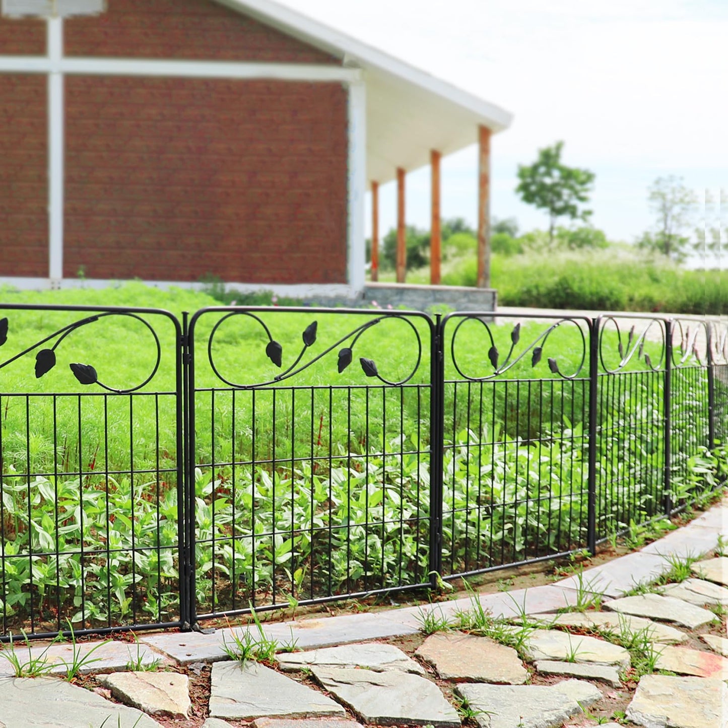 FOREHOGAR Decorative Black Garden Fencing 24in(H) X16ft(L) 8 Panels Metal Wire Edging Patio Landscape Flower Border Garden Fence for Dogs Animal Barrier for Outdoor
