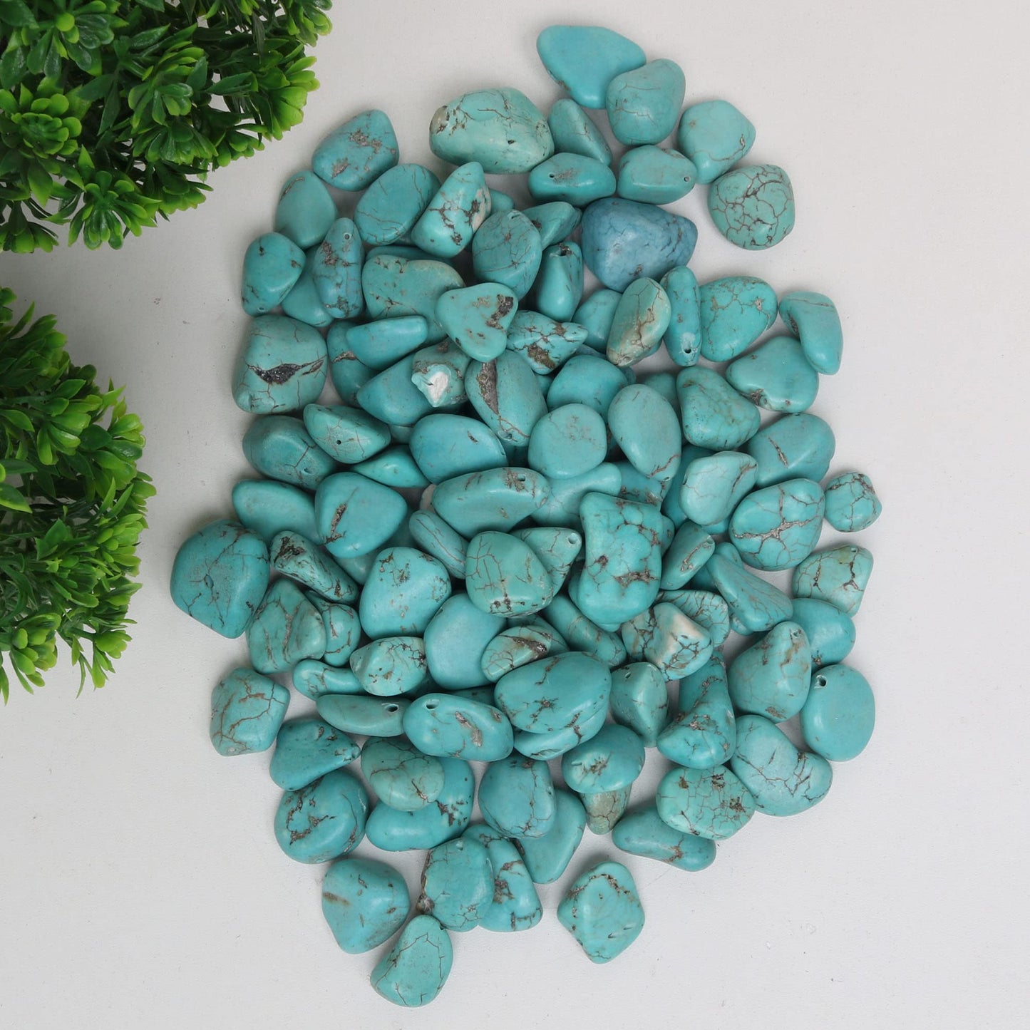 REAL-GEMS Natural Raw Healing Crystals Rough Stones for Tumbling, Cabbing, Polishing, Wire Wrapping, Wicca & Reiki Crystal Healing, Mix Gemstones,7 Chakra (Turquoise)