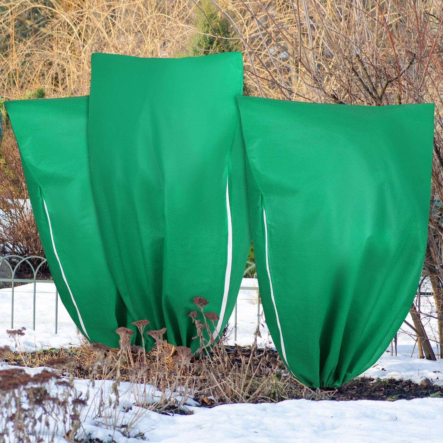 Hahood 10 Pieces Plant Covers Freeze Protection Winter Plant Frost Cover with Drawstring and Zipper Large Plant Protector Bag for Frost Blankets Jacket for Outdoor Plant, Green, 23.6 x 31.5 Inch