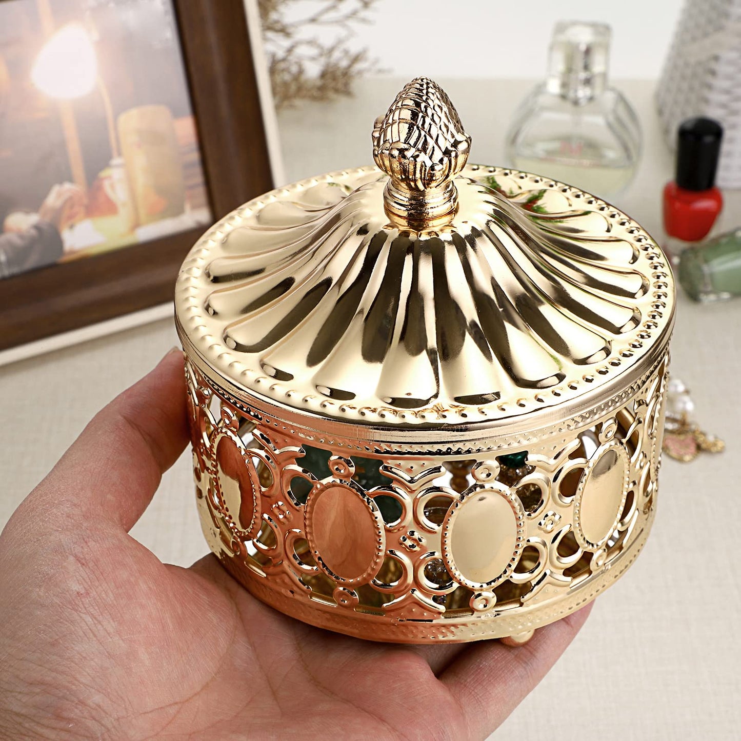 Hipiwe hollow out Metal Jewelry Box with Lid - Gold Mirrored Jewelry Trinket Organizer Ring Earrings Necklace Home Decor Storage Box, Chest Keepsake Gift Box for Women