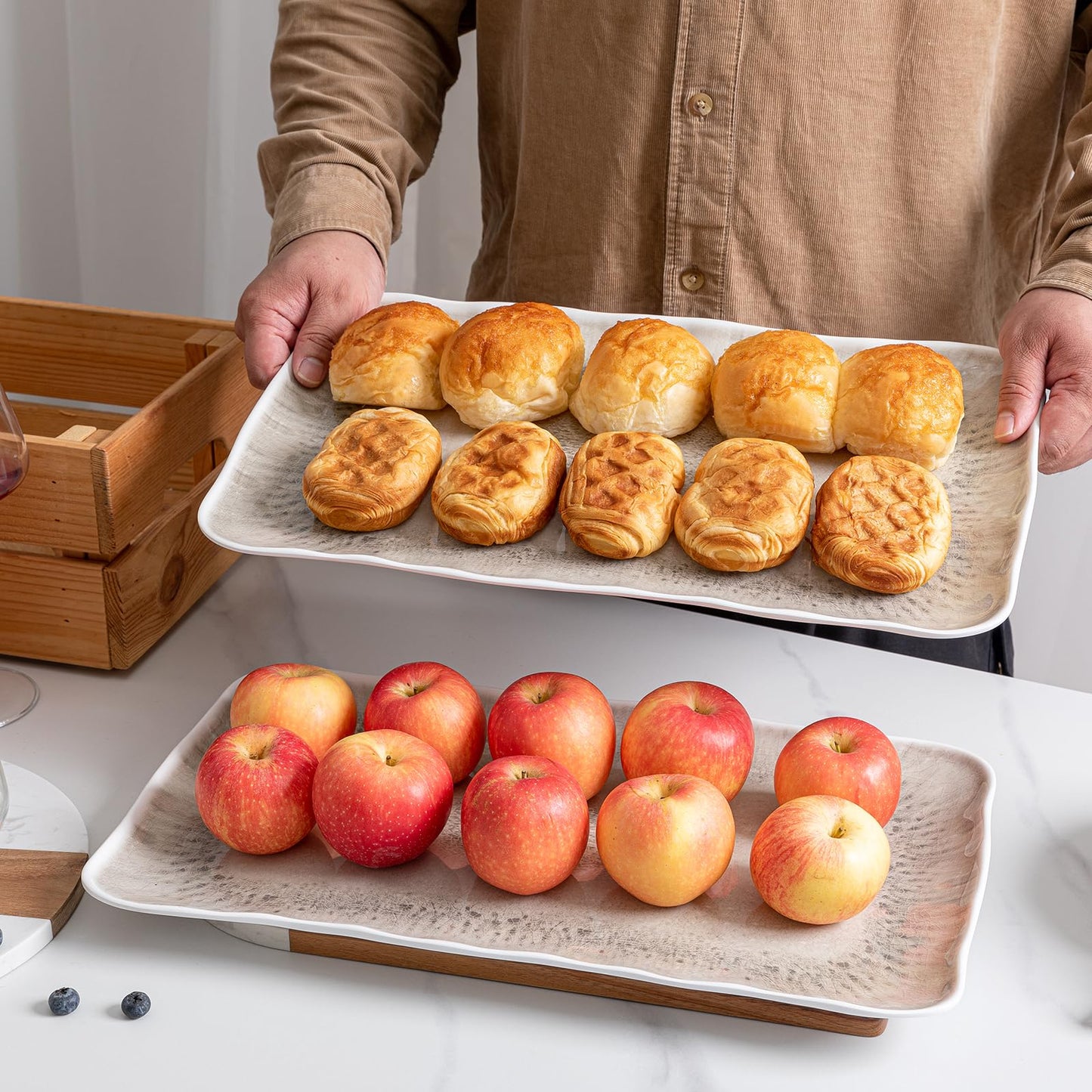 ZAROCRUS Vintage Melamine Serving Platters, Set of 2, 17'' x 10'' 100% Melamine And BPA Free Farmhouse Large Serving Trays. Warm Gray
