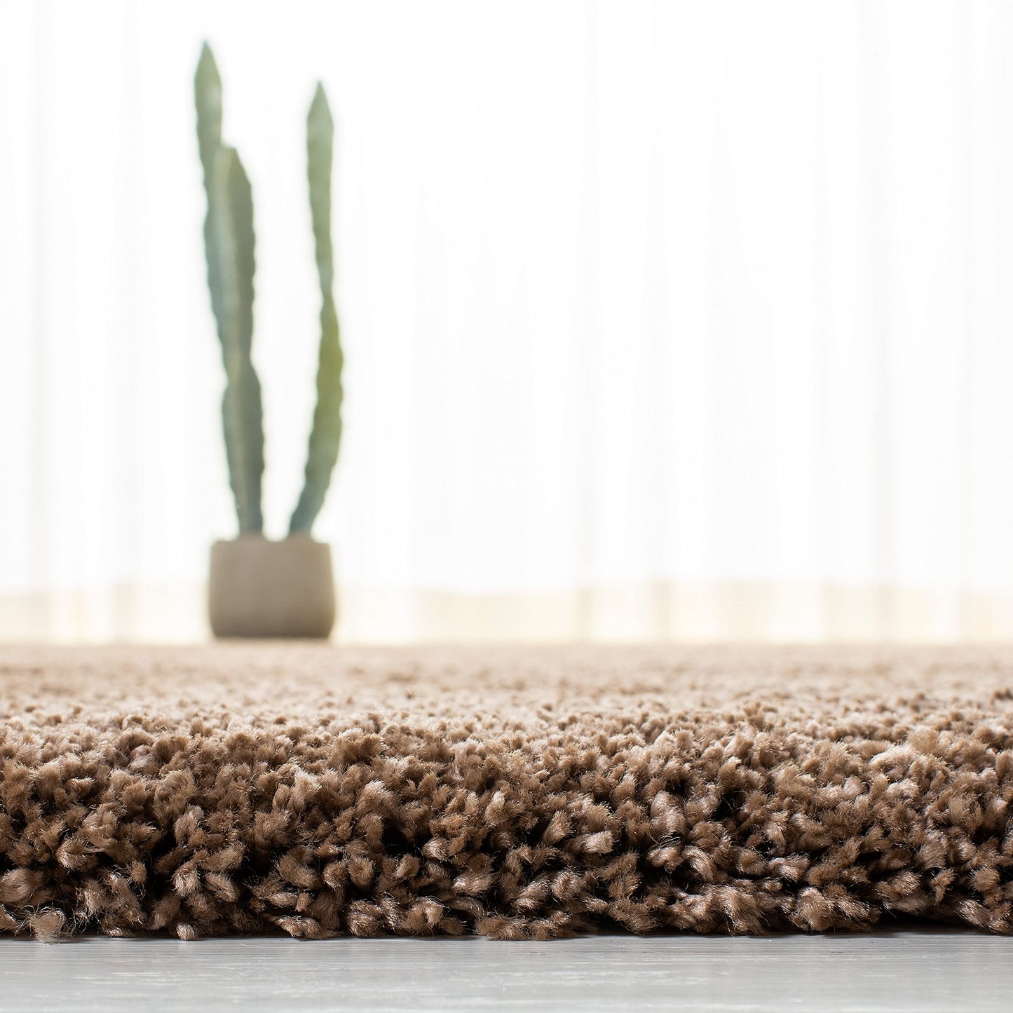 SAFAVIEH Milan Shag Collection Area Rug - 3' x 5', Dark Beige, Solid Design, Non-Shedding & Easy to Clean, Plush Thick Pile, Ideal for Living Room, Bedroom (SG180-1414)