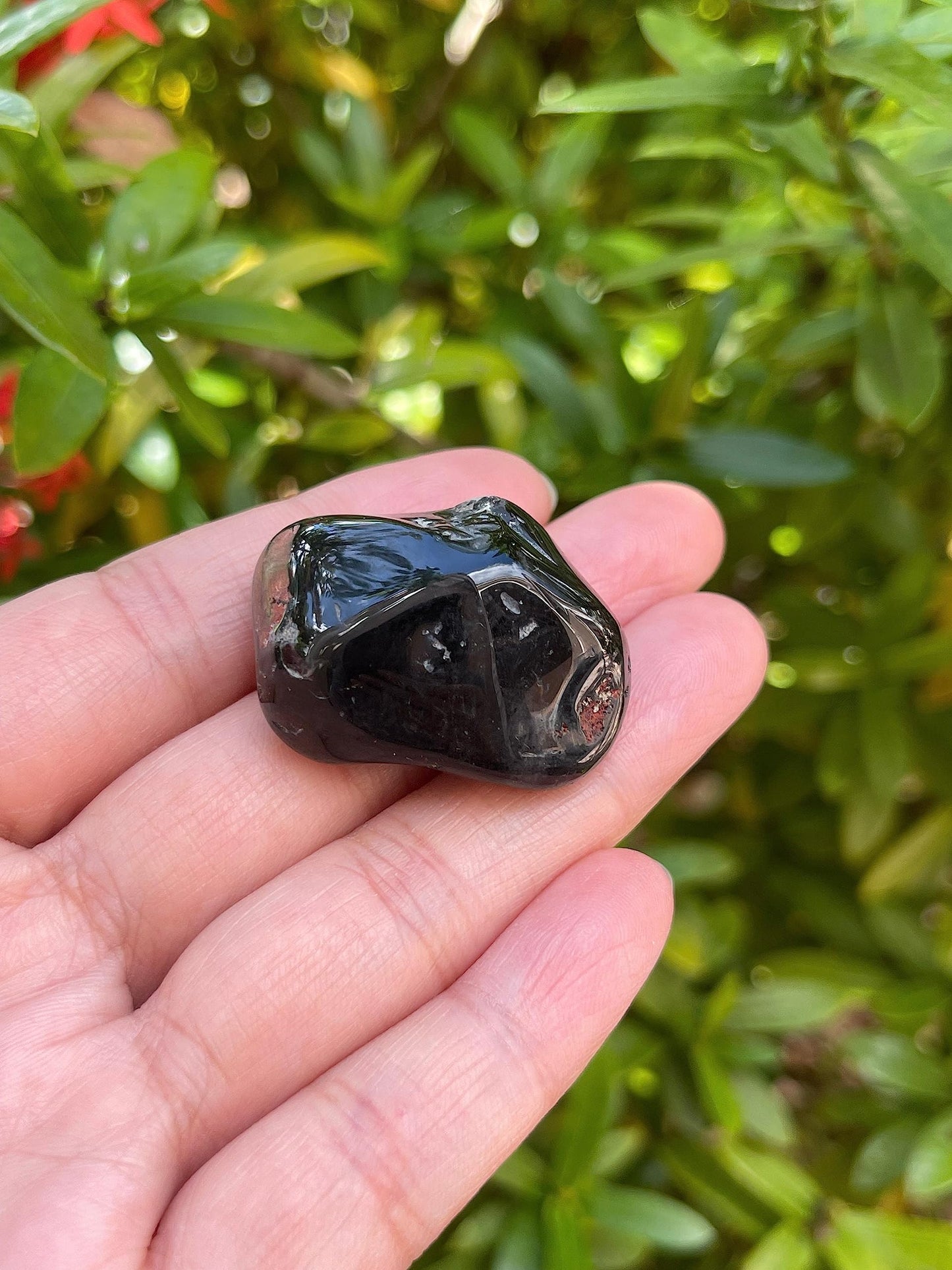GAF TREASURES 5 Pcs Black Onyx Tumbled Stones, Polished Natural Black Onyx Gemstone, Black Onyx Healing Crystals