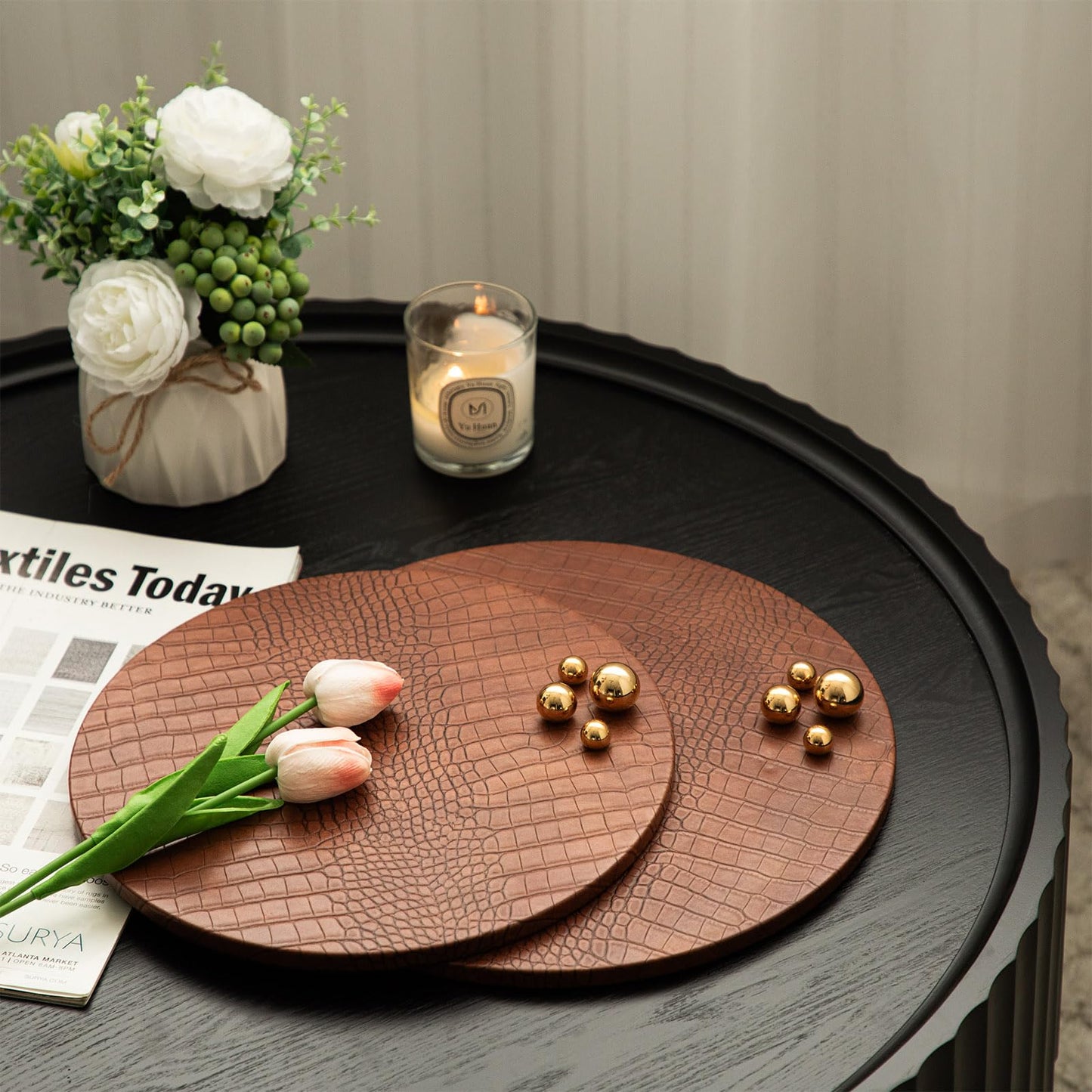 JUMBO HUMBLE Decorative Serving Trays, Set of 2 Brown Crocodile Leather Round Serving Tray with Beads, Decorative Tray Ottoman Decor Platter Coffee Table Trays for Living Room Home Decor