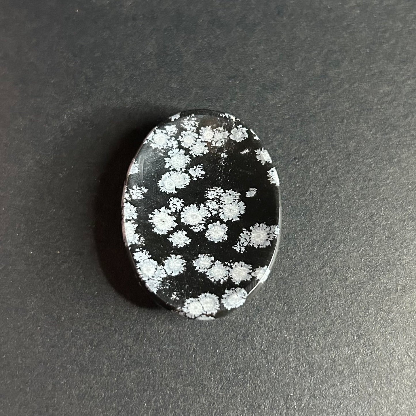 GEMSCITE Snowflake Obsidian Thumb Worry Stones Metaphysical Gemstone Crystal Healing Reiki Men Women Gift FENG Shui Positive Energy Love Wellness Palm Stones Wicca Powerful