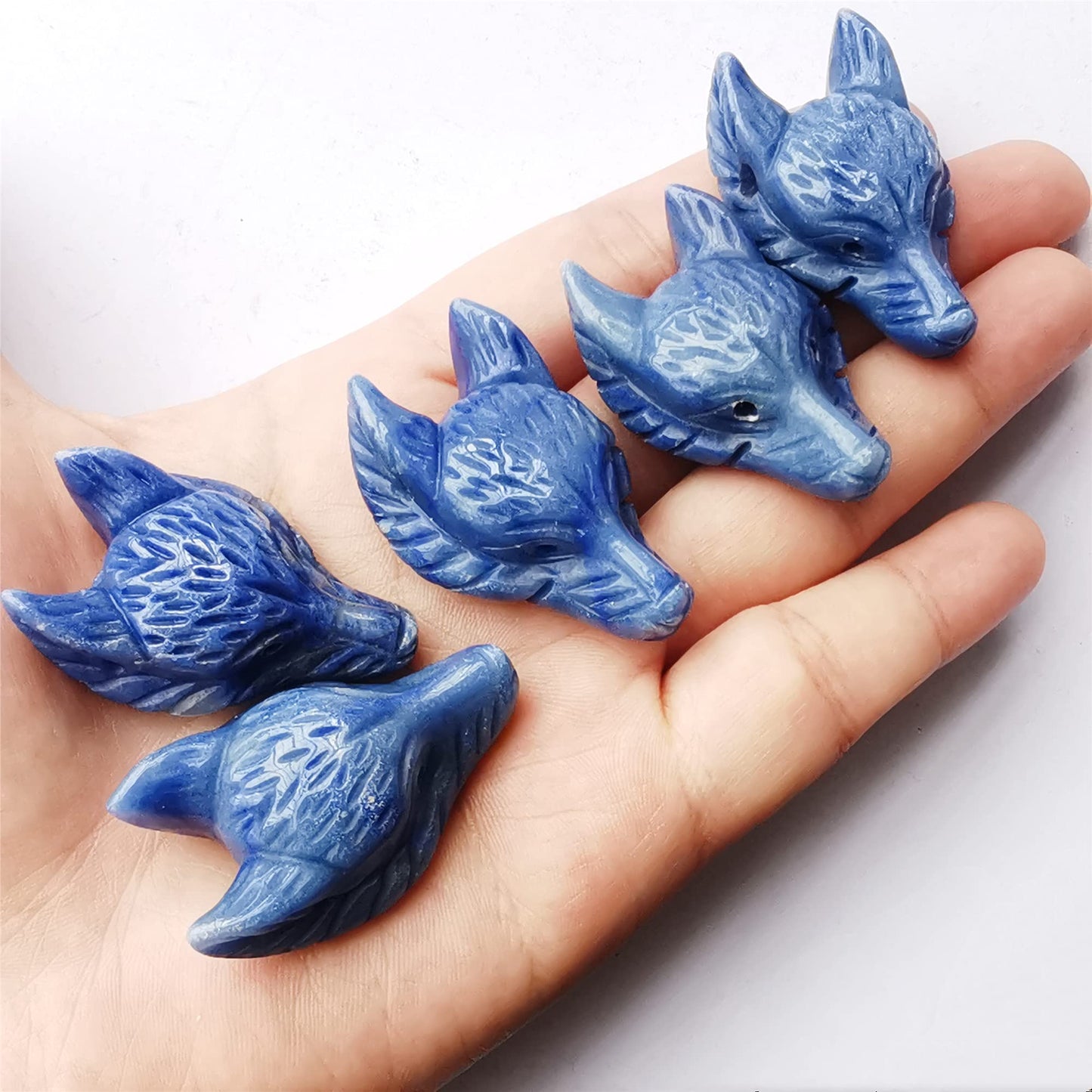 Bacatgem Natural Blue Aventurine 1.57 inchs Wolf Head Pocket Crystals and Healing Stone Figurine,Haped DIY-Jewelry Pendant