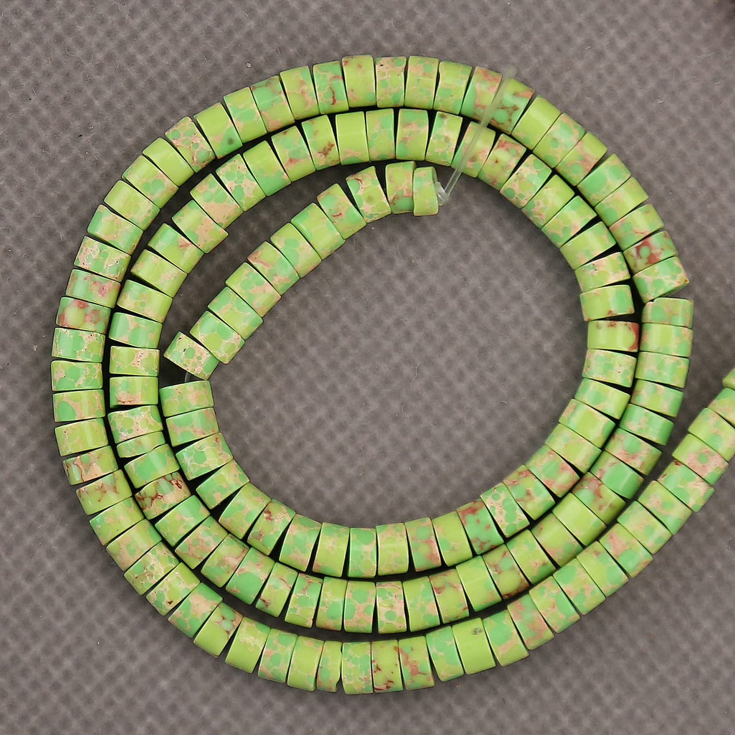 BONNY BOXX 150PCs Natural Green Imperial Jasper Spacer Beads, Loose Semi Precious Flat Round Gemstone Heishi Disc Stone Beads for Beading Jewelry Making 4mm*2mm