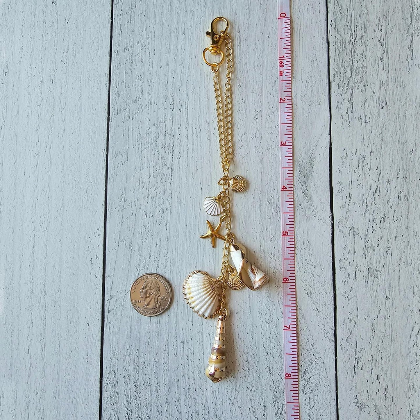 Sea Shells Car Decor,Cute Coastal Hanging Charm for Rear View Mirror, Boho Beach Themed Car Accessories,Hand-Made Starfish Conchas Aesthetic Ornament Pendant for Women