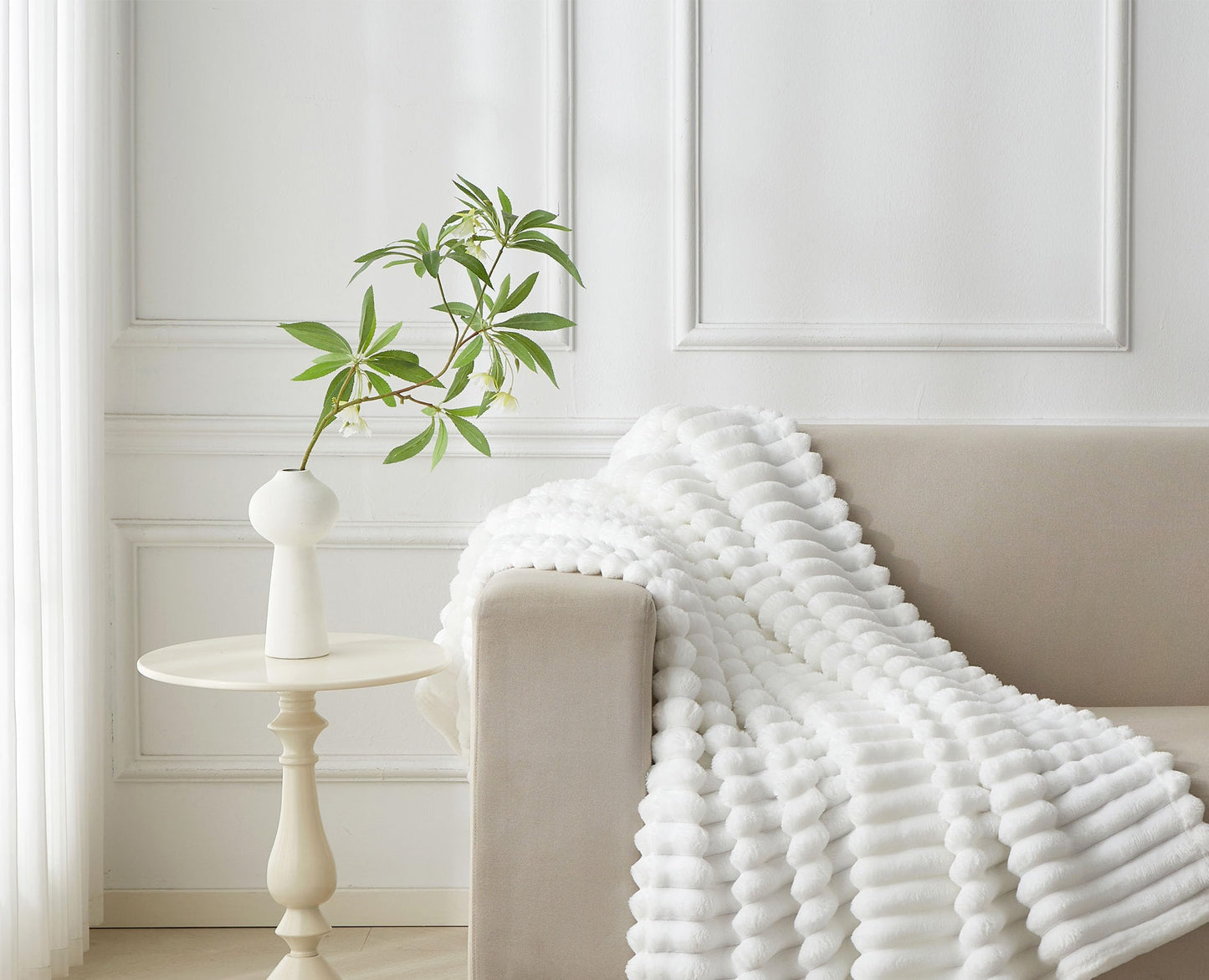 COZYXWORLD 380GSM Heavyweight Ribbed Textured Fleece Blanket, 50x60 Substantial Weight Warm Throw for Couch, Neutral Aesthetic White 50x60 Inches