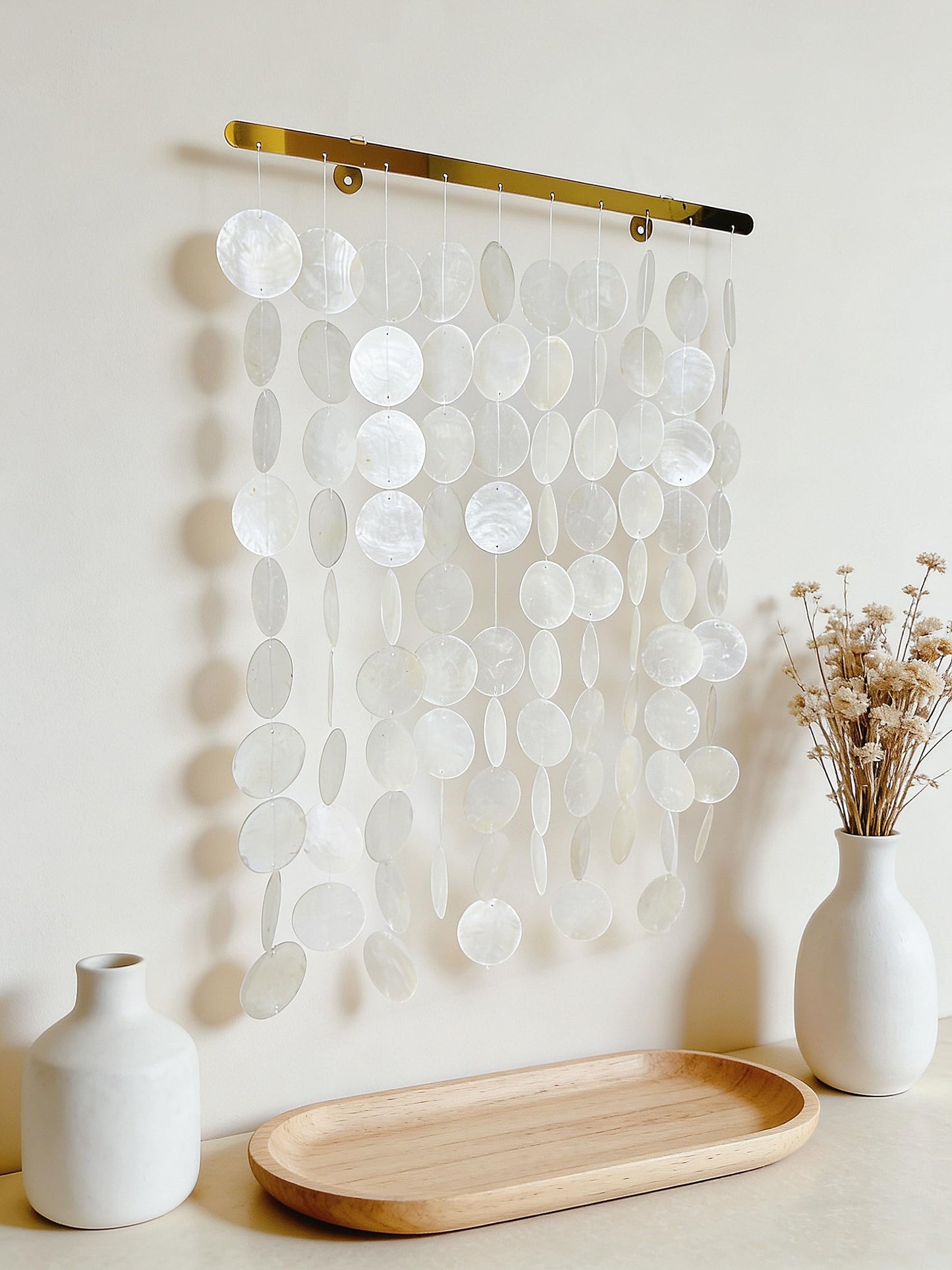 DHHOUSE Handmade Capiz Shell Wall Art, 16x22 Inch Coastal Shell Wall Hanging ornaments with Stainless Steel Rail for Wall Decor